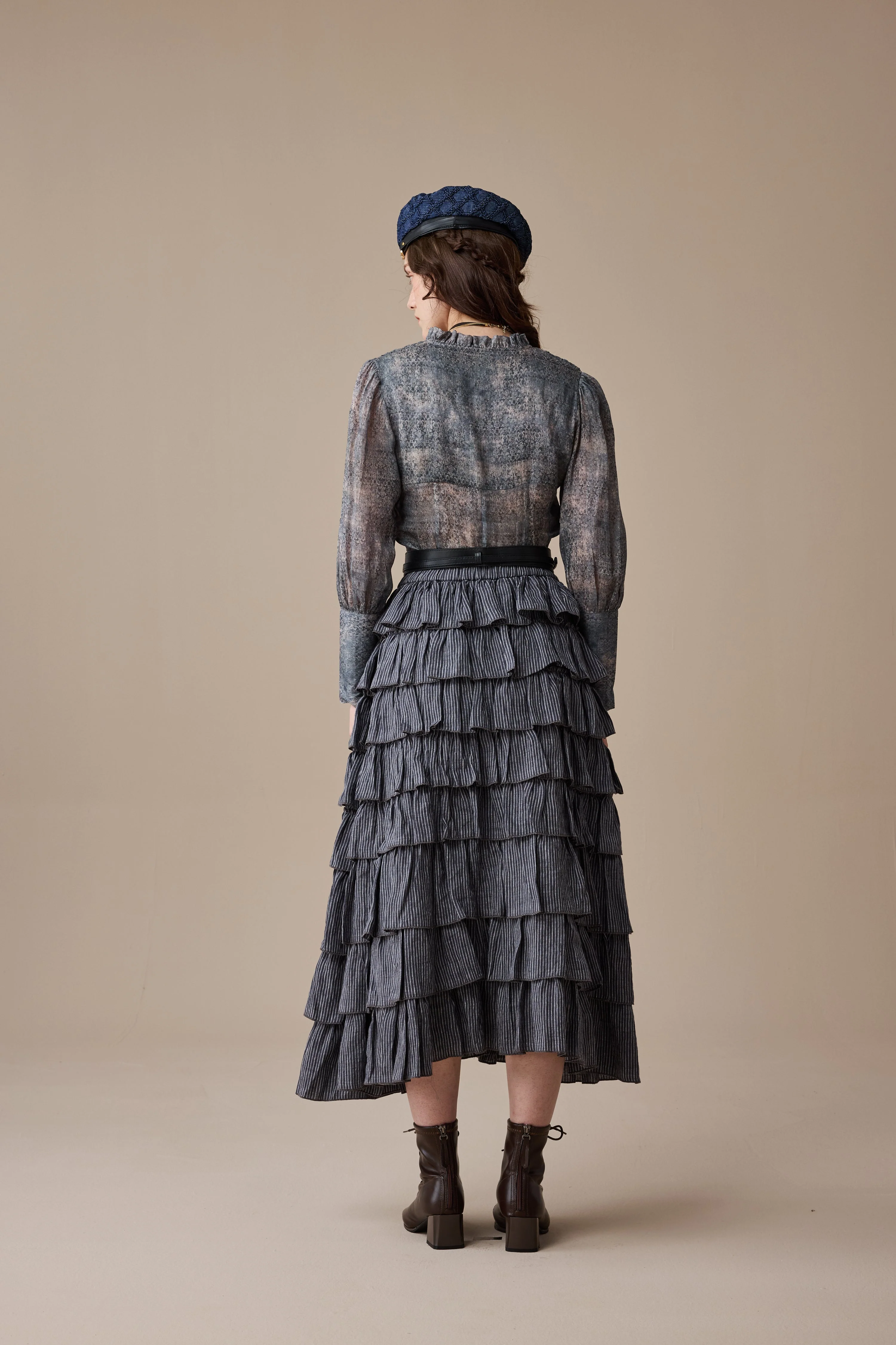 Clove 9 | smocked longsleeved linen blouse - Image 8