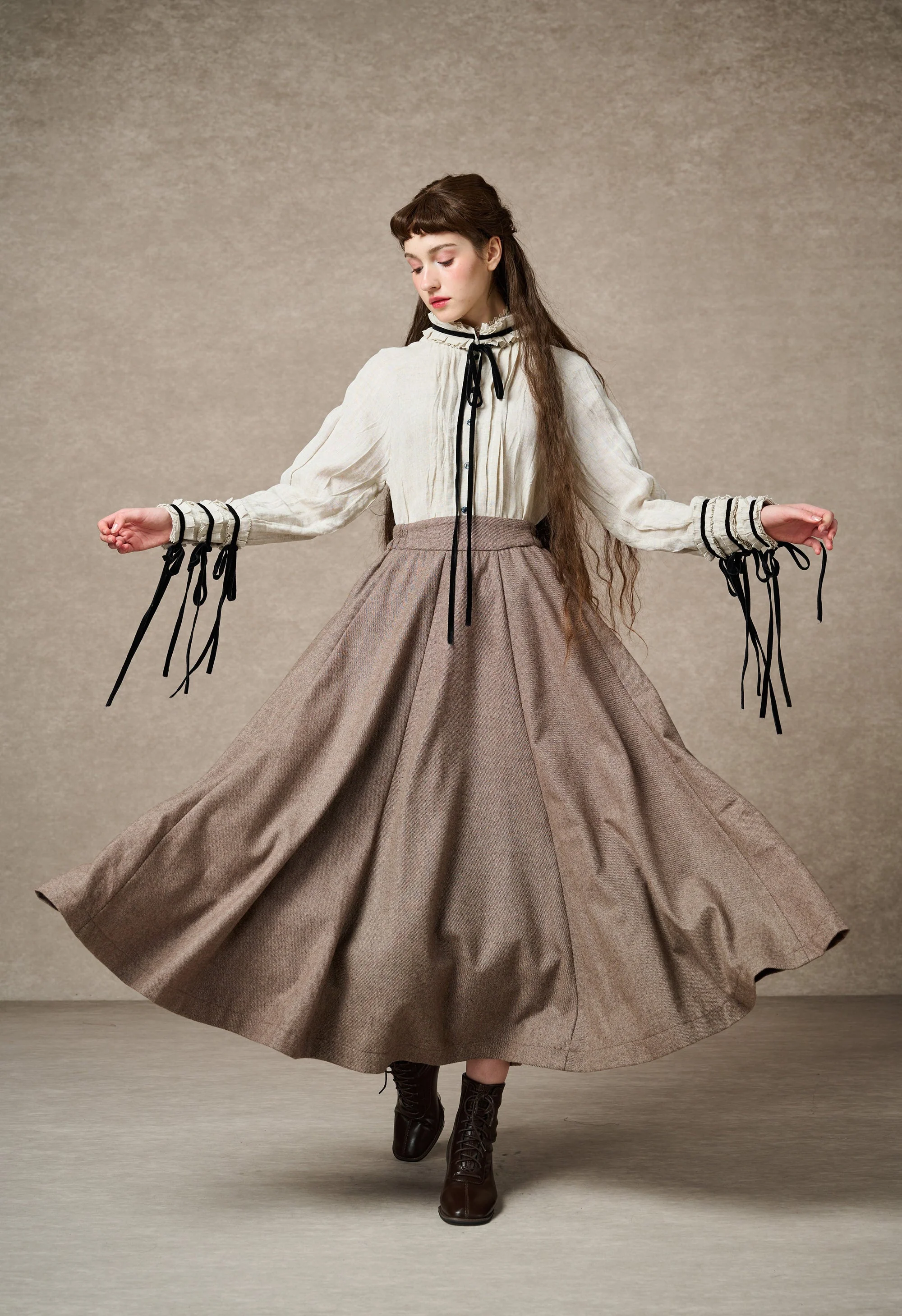The Soft Lawn 12 | Midi Wool Skirt - Image 11