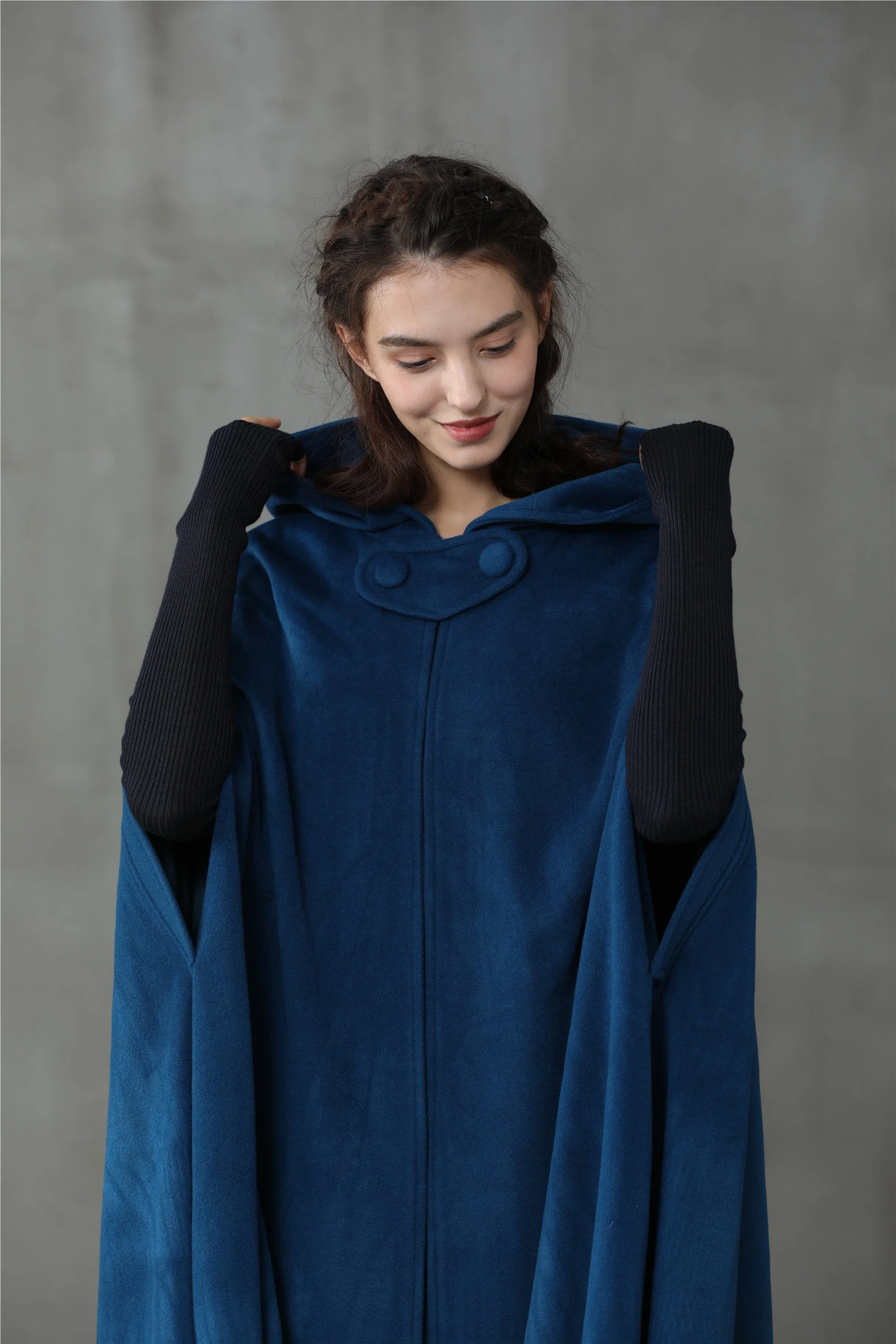 Outlander 2020 | 100% Wool Cloak Coat - Image 6