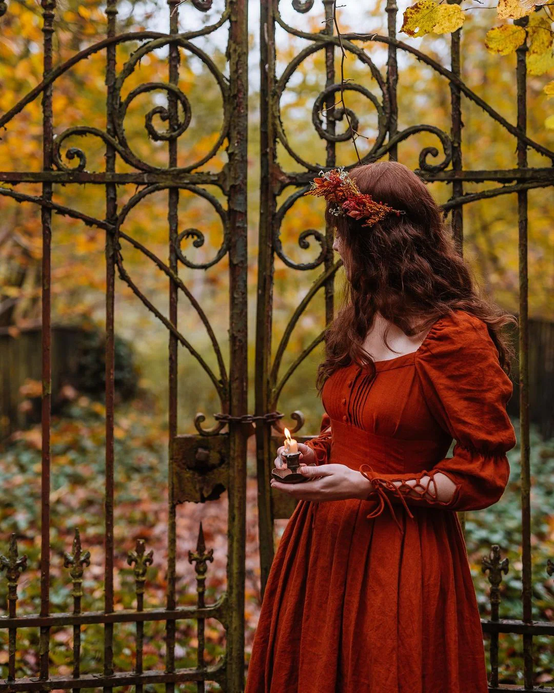 PHOENIX 24 | REGENCY LACE-UP LINEN DRESS - Image 8