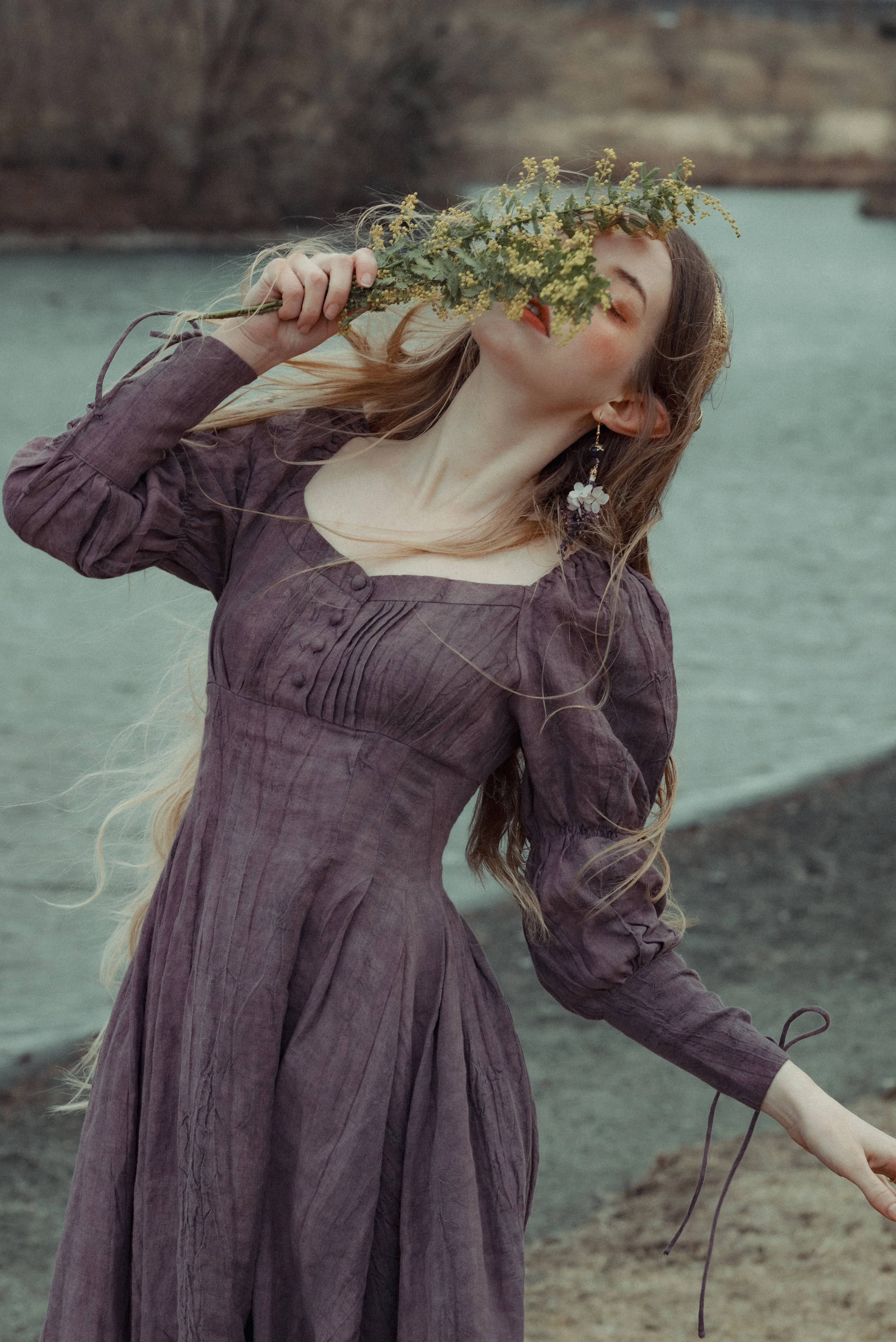 PHOENIX 24 | REGENCY LACE-UP LINEN DRESS - Image 4