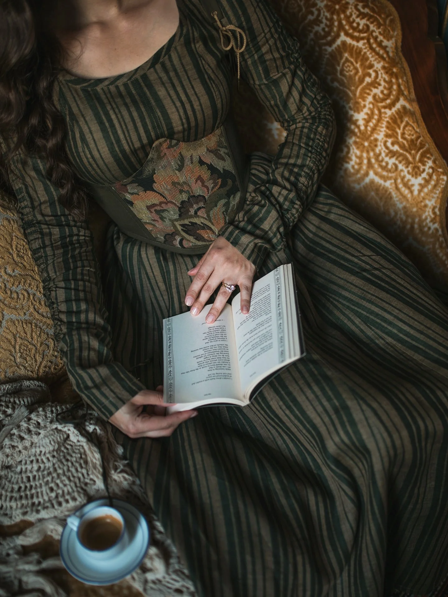 Crystal 17 | Victorian maxi linen dress - Image 3