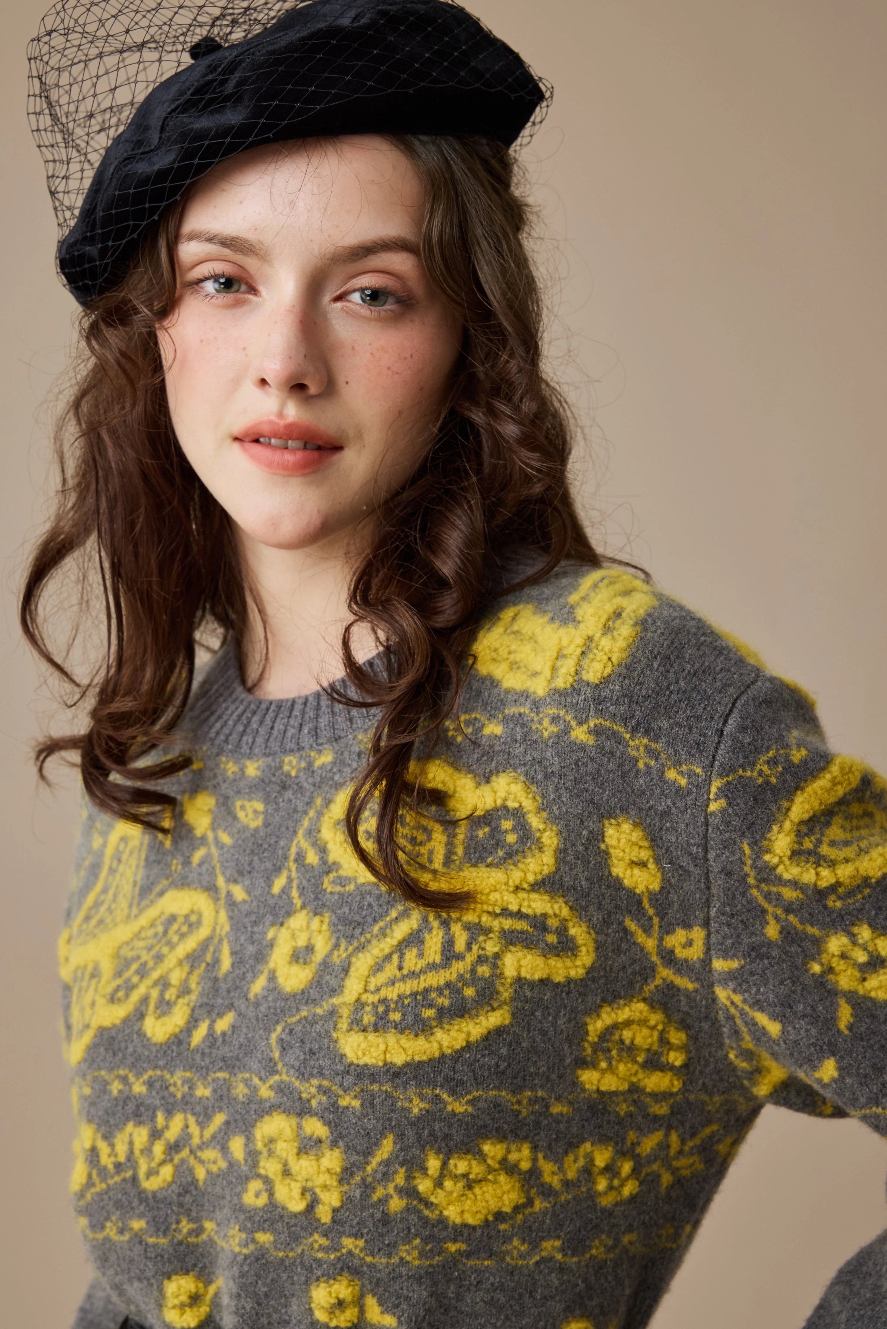 Nutcracker 24 |100% Wool Floral Jumper Sweater - Image 12