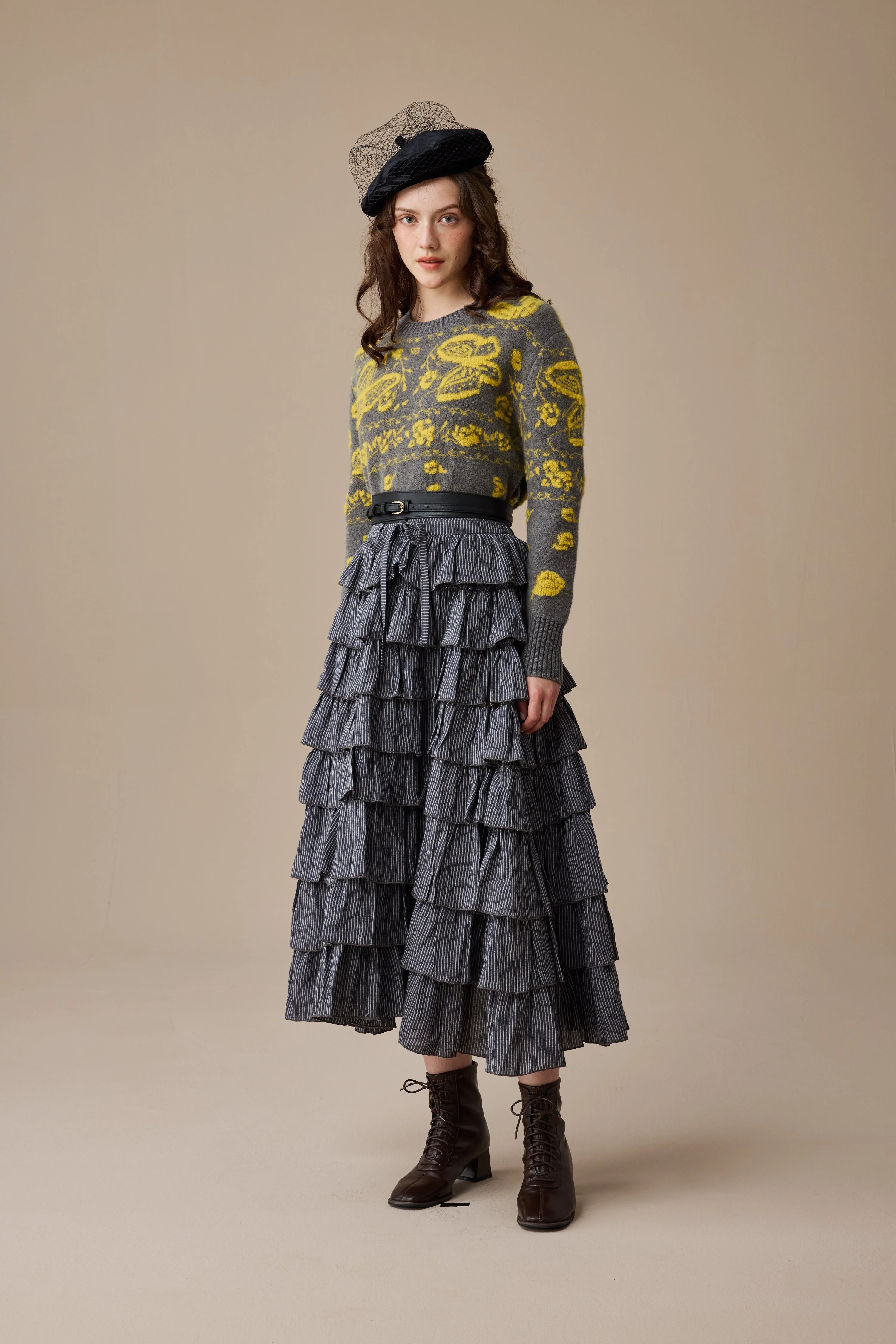 Nutcracker 24 |100% Wool Floral Jumper Sweater - Image 15