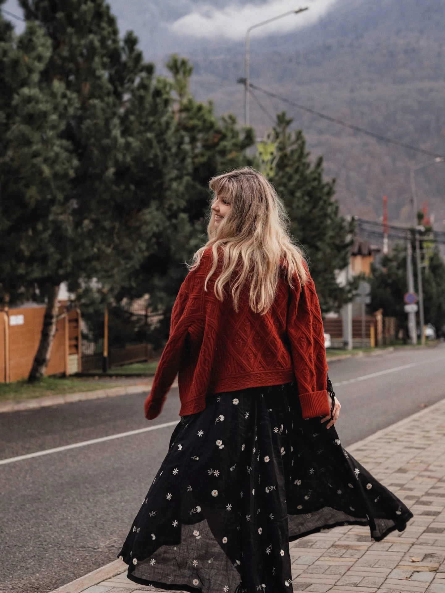 Flurry 17 | 100% Wool Sculptured Knitwear Cardigan - Image 10