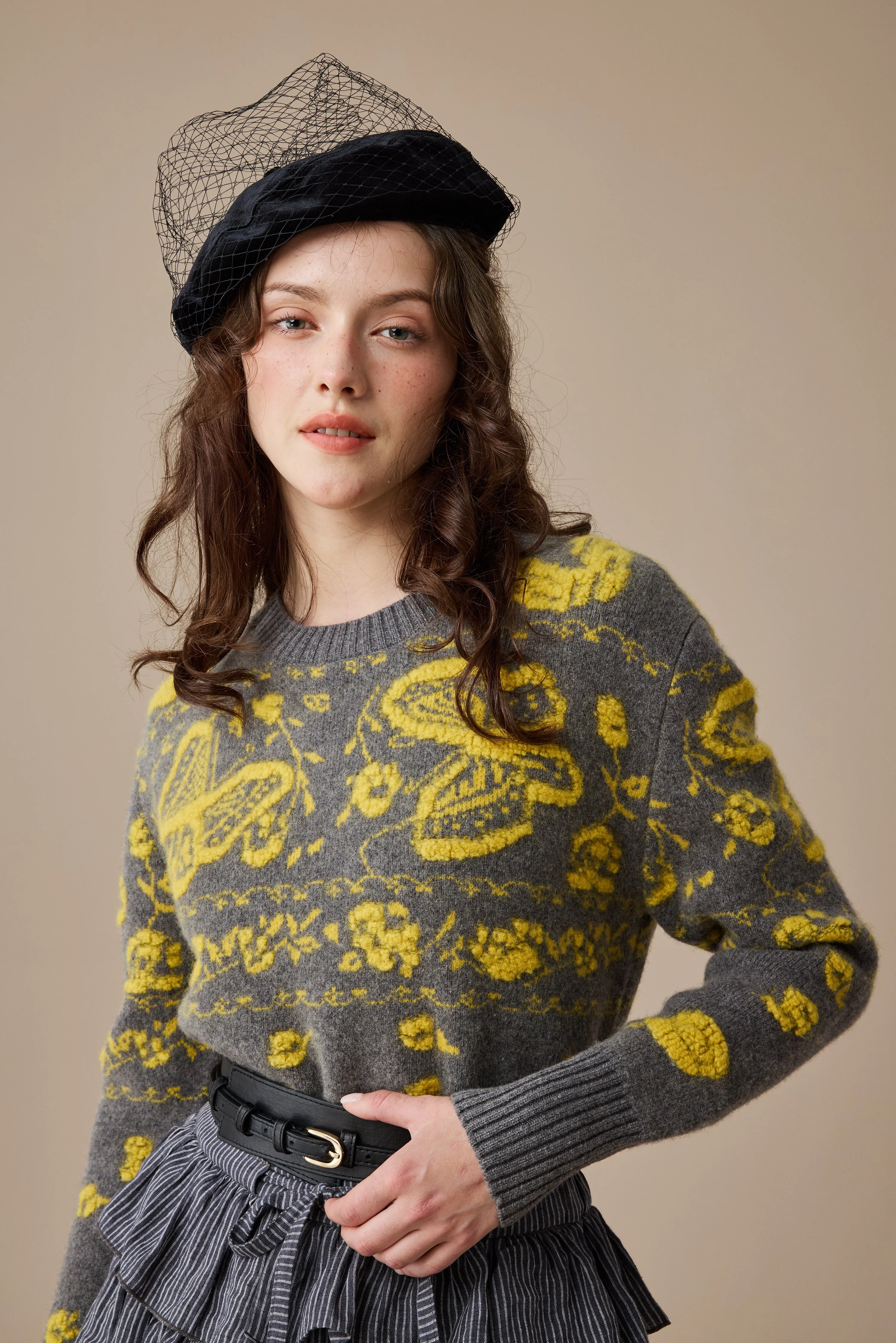 Nutcracker 24 |100% Wool Floral Jumper Sweater - Image 7