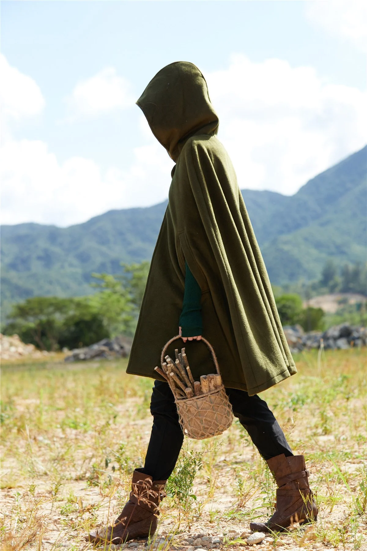 The New Yorker | Hooded Cashmere Cape - Image 3