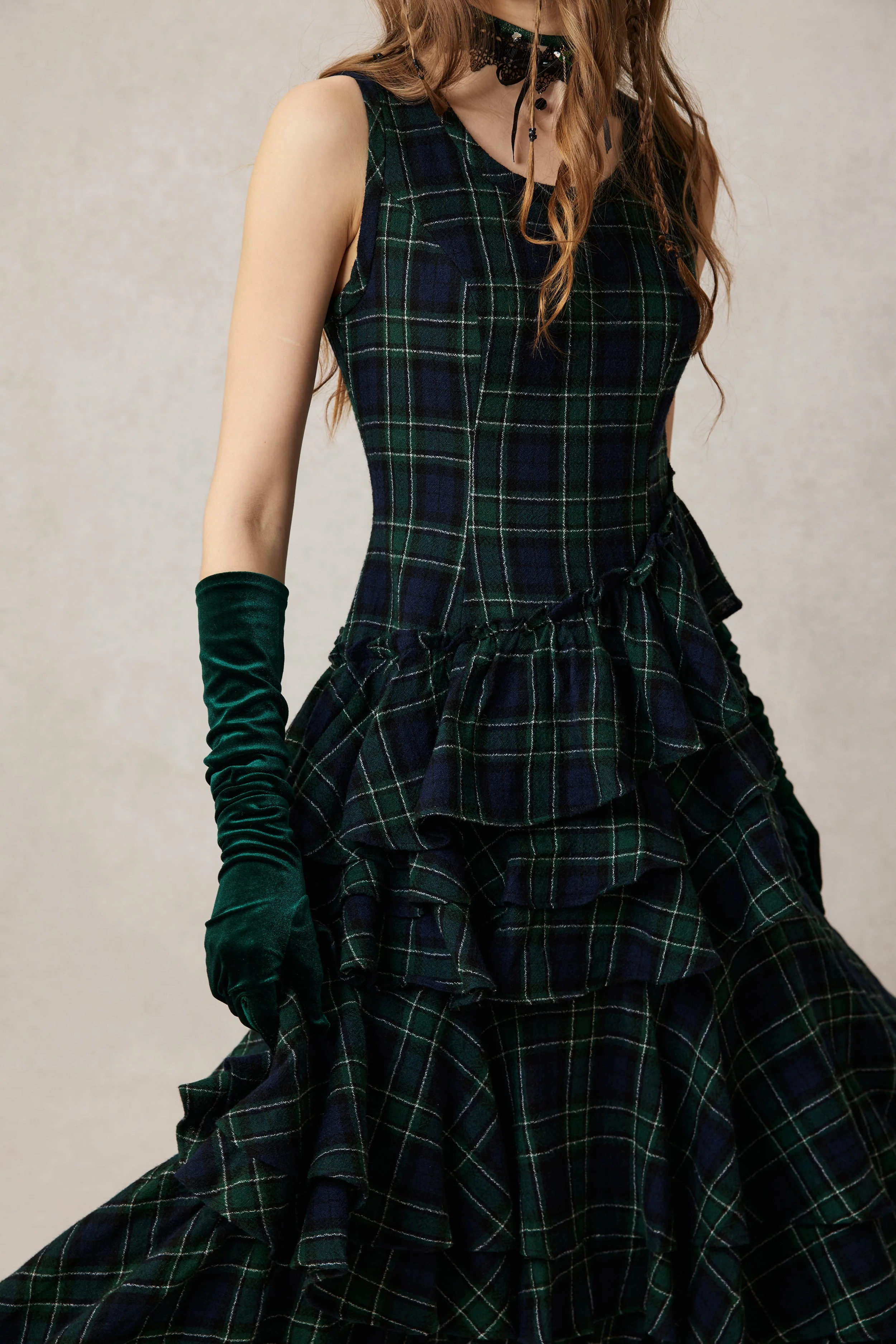 Luxurious Extra-Long Velvet Sleeves - Image 3