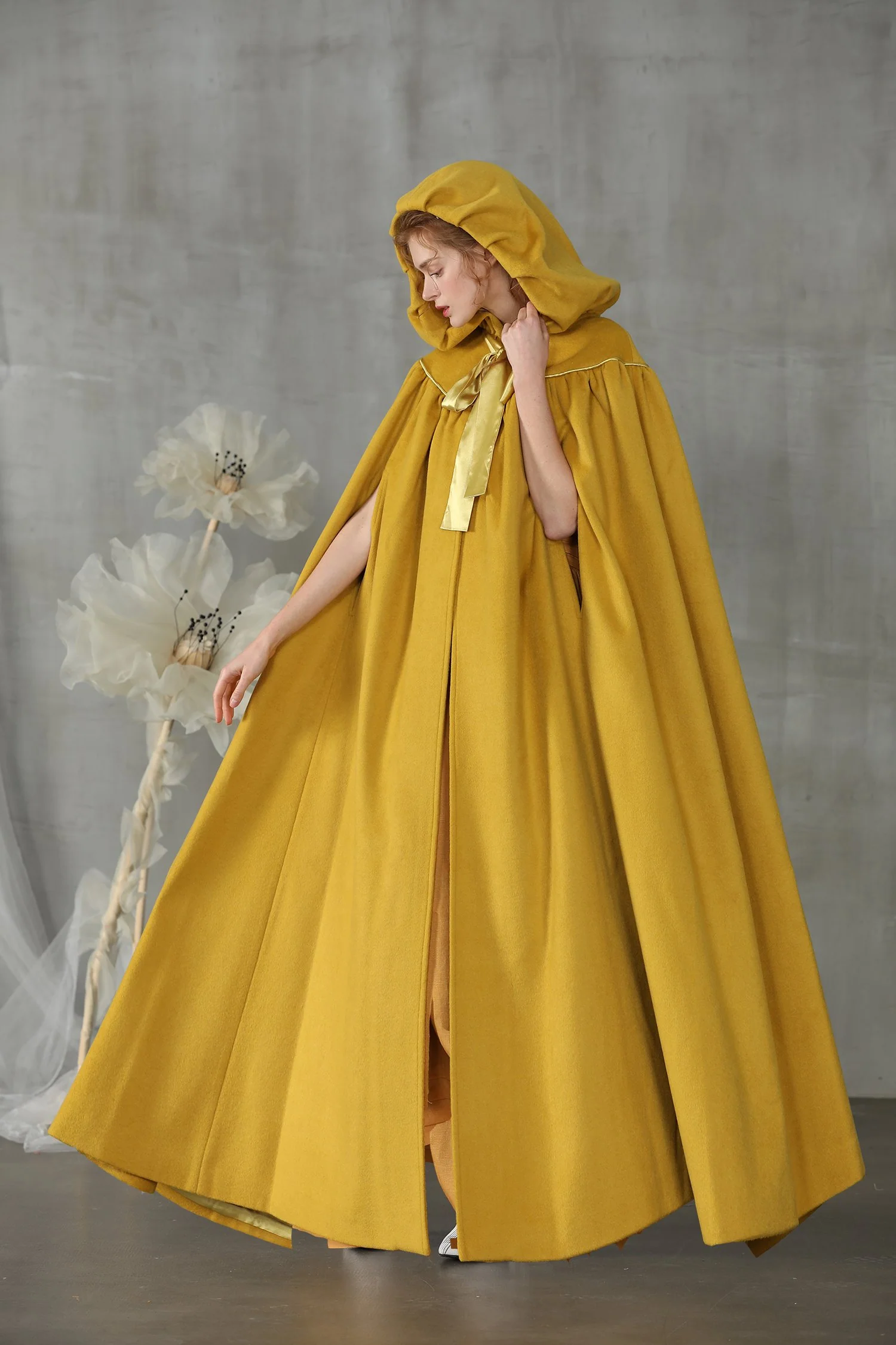 Perfumer 33 | hooded wool cloak - Image 14