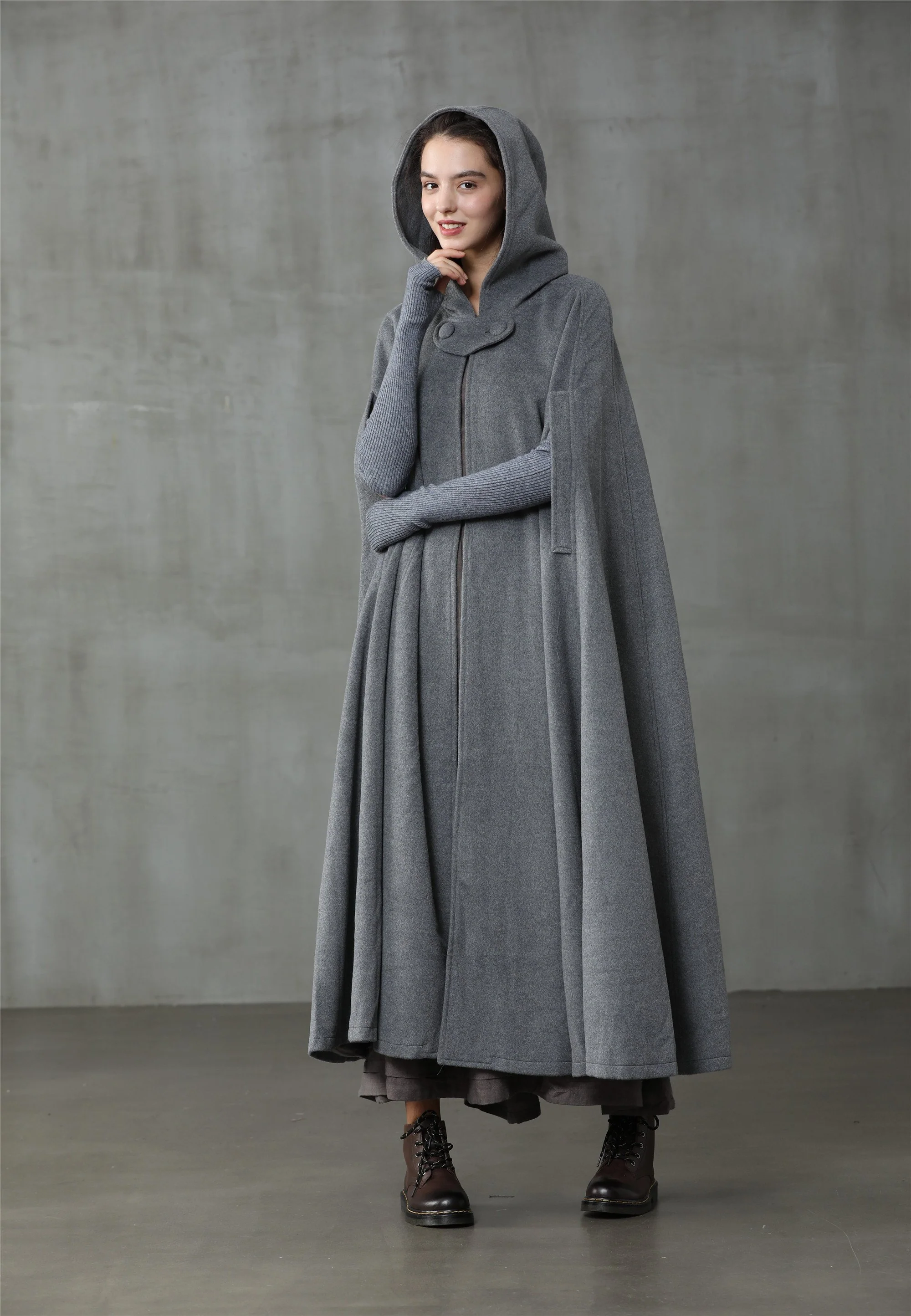 Outlander 2020 | 100% Wool Cloak Coat - Image 11