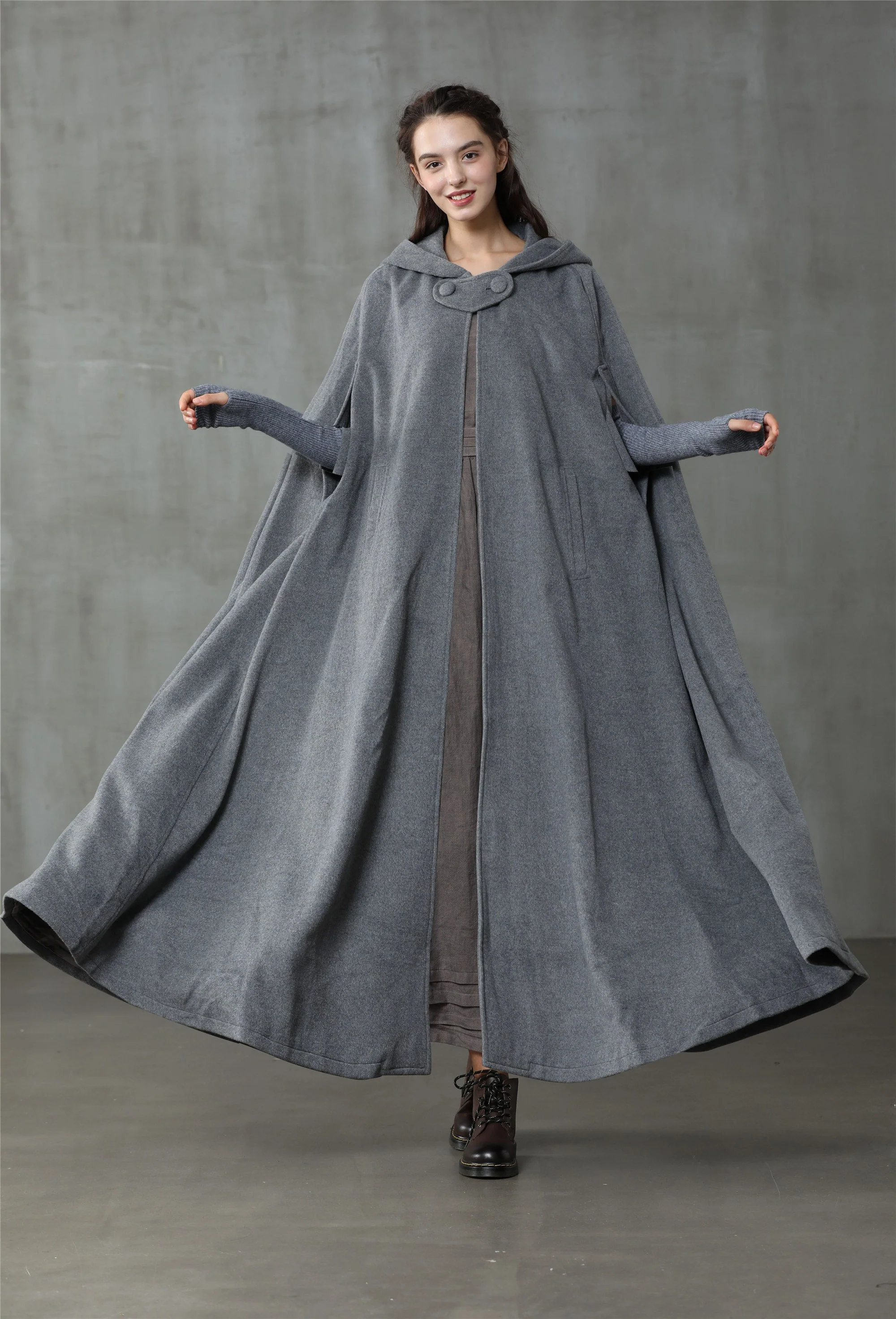 Outlander 2020 | 100% Wool Cloak Coat - Image 4