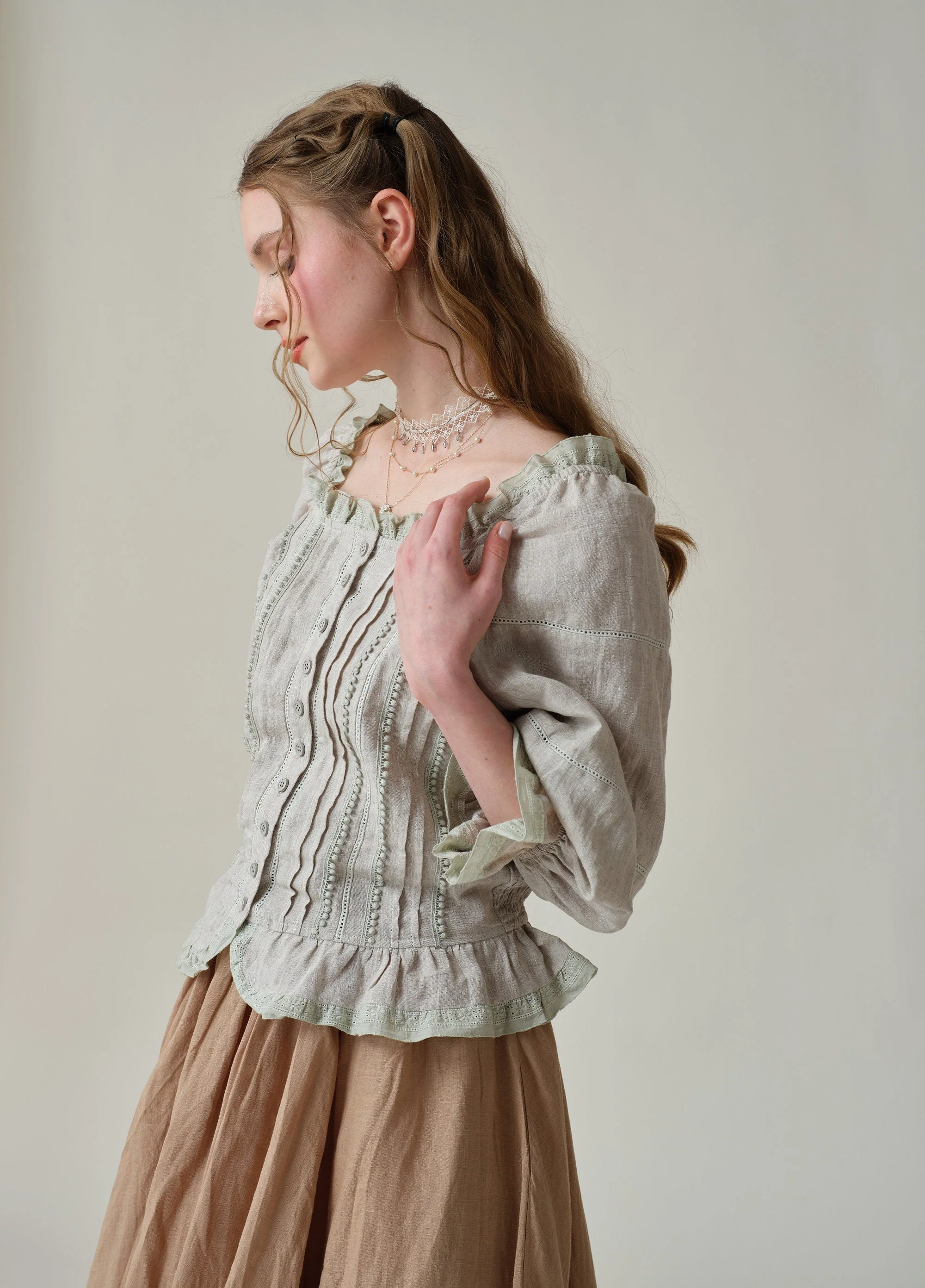 Martha 21 | Handmade lace linen blouse - Image 5