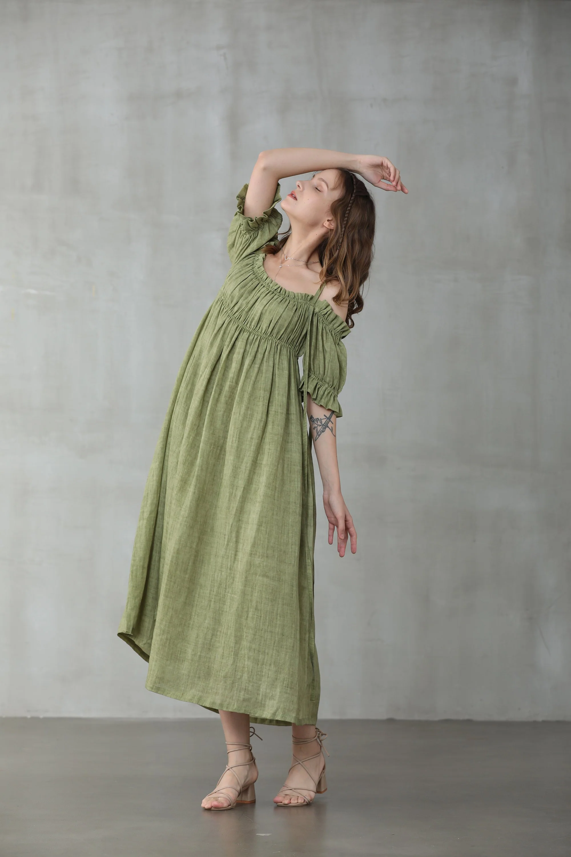 La Luna 11 | off shoulder linen dress - Image 12
