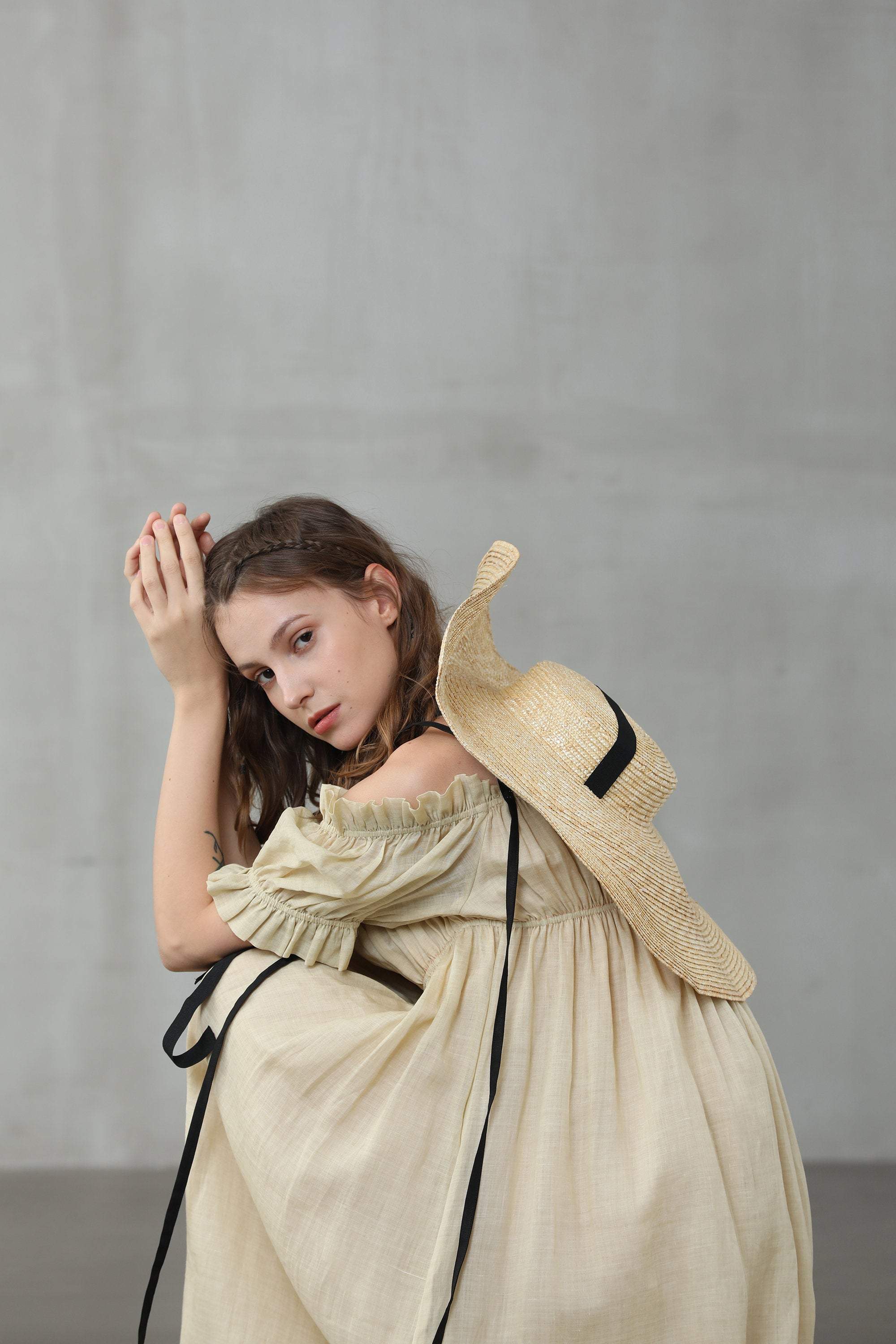 La Luna 11 | old lace linen dress - Image 10