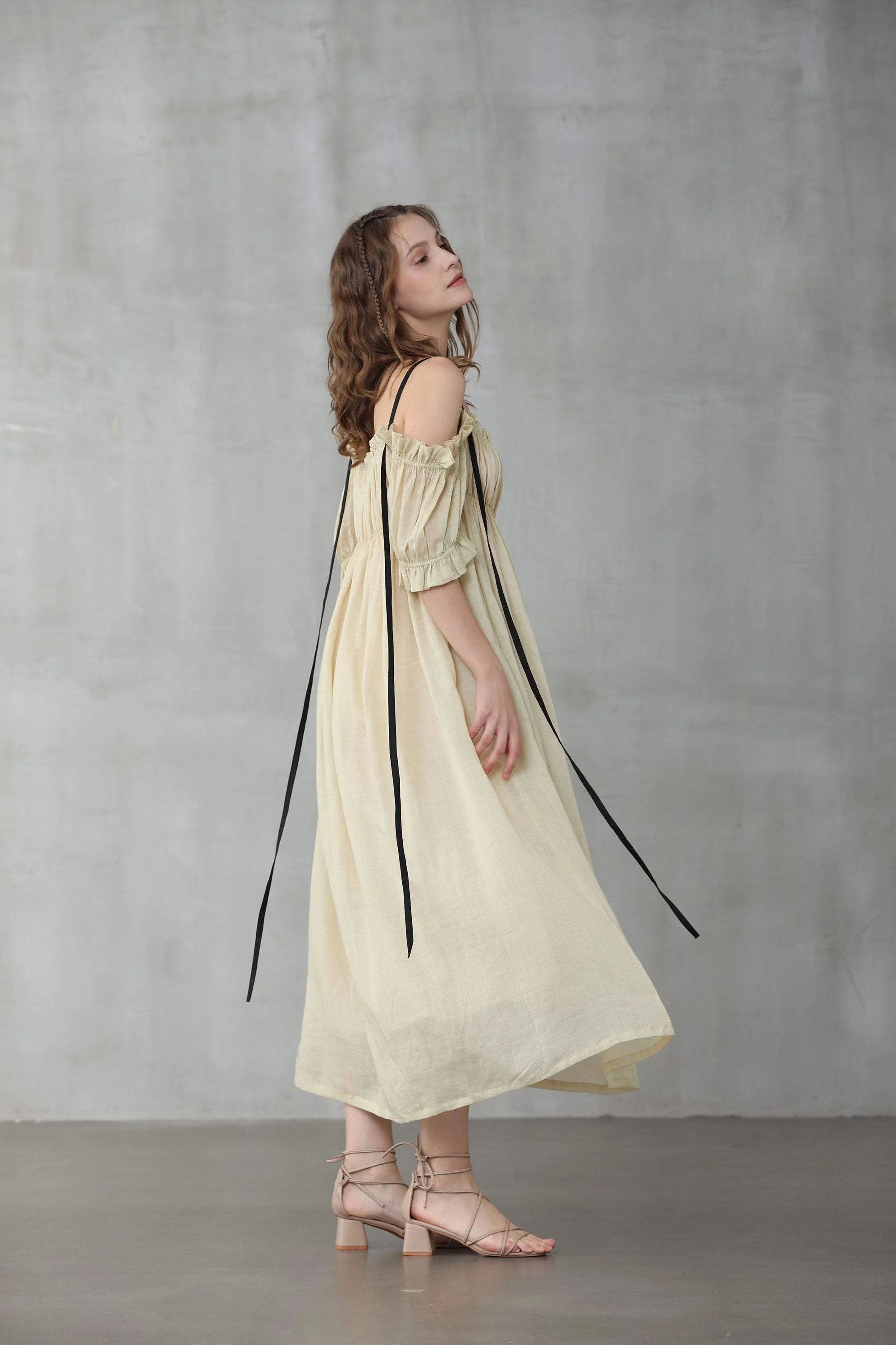 La Luna 11 | old lace linen dress - Image 13