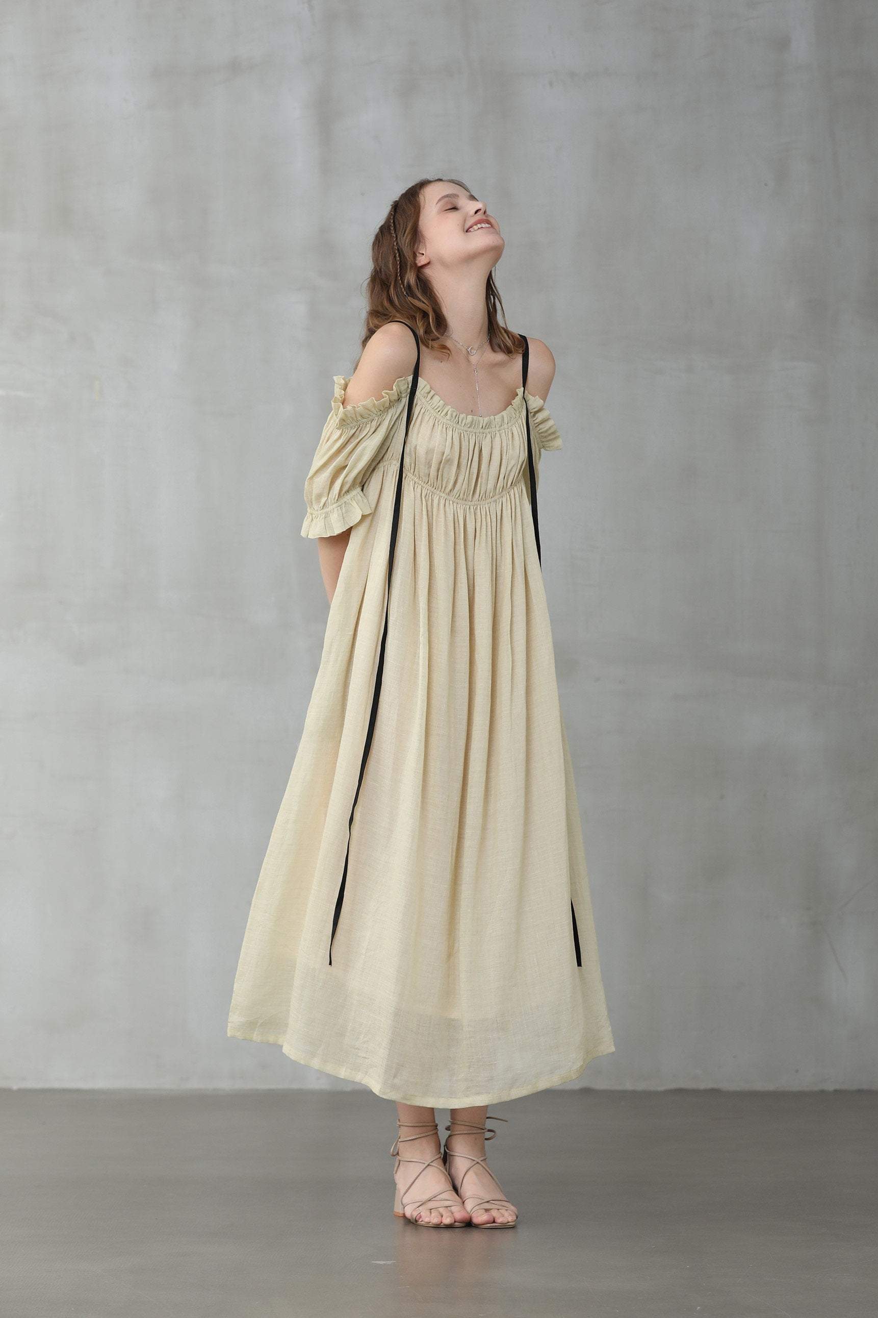 La Luna 11 | old lace linen dress - Image 7
