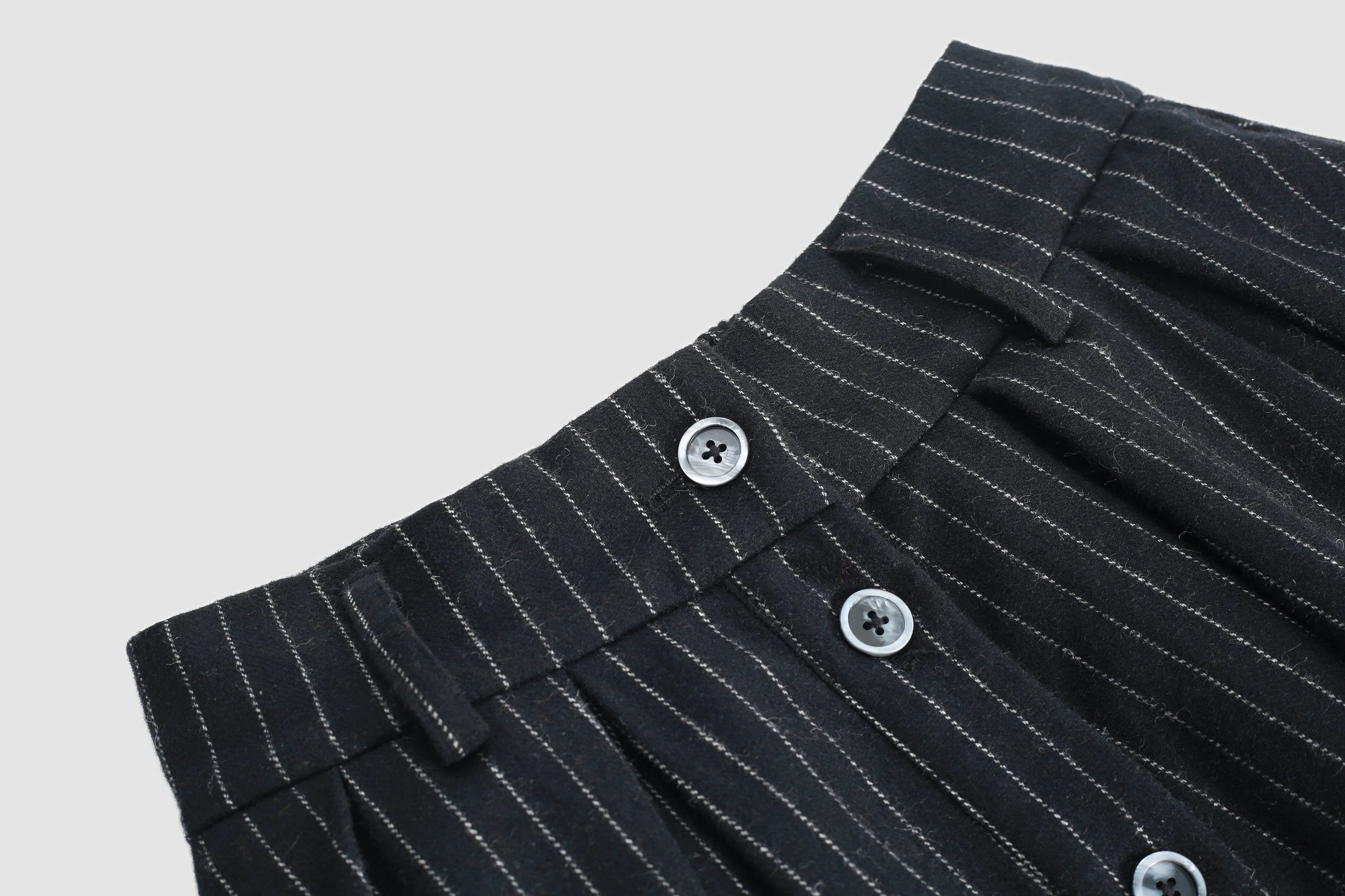 Santal 3 | Striped Wool Skirt in black - Image 10