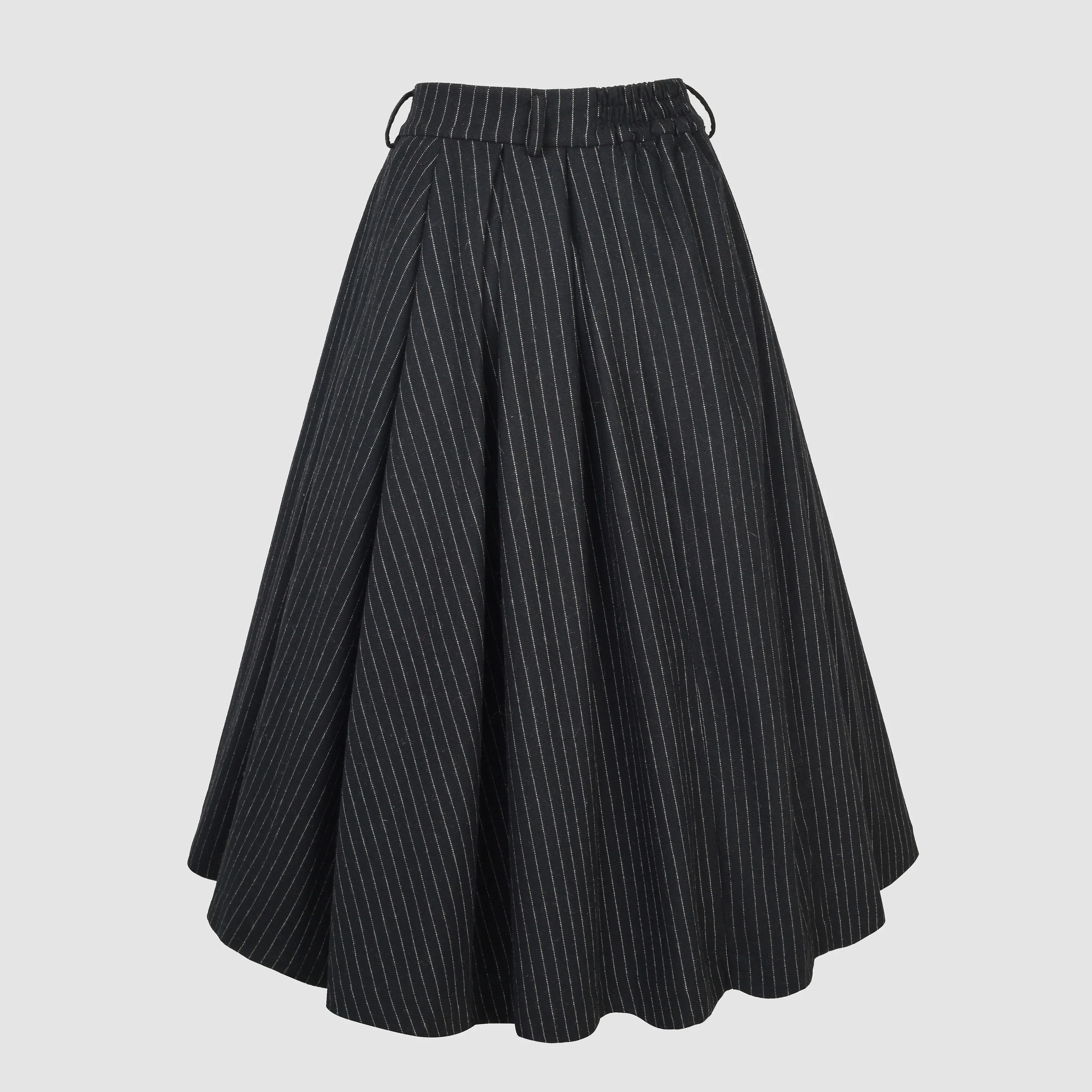 Santal 3 | Striped Wool Skirt in black - Image 9