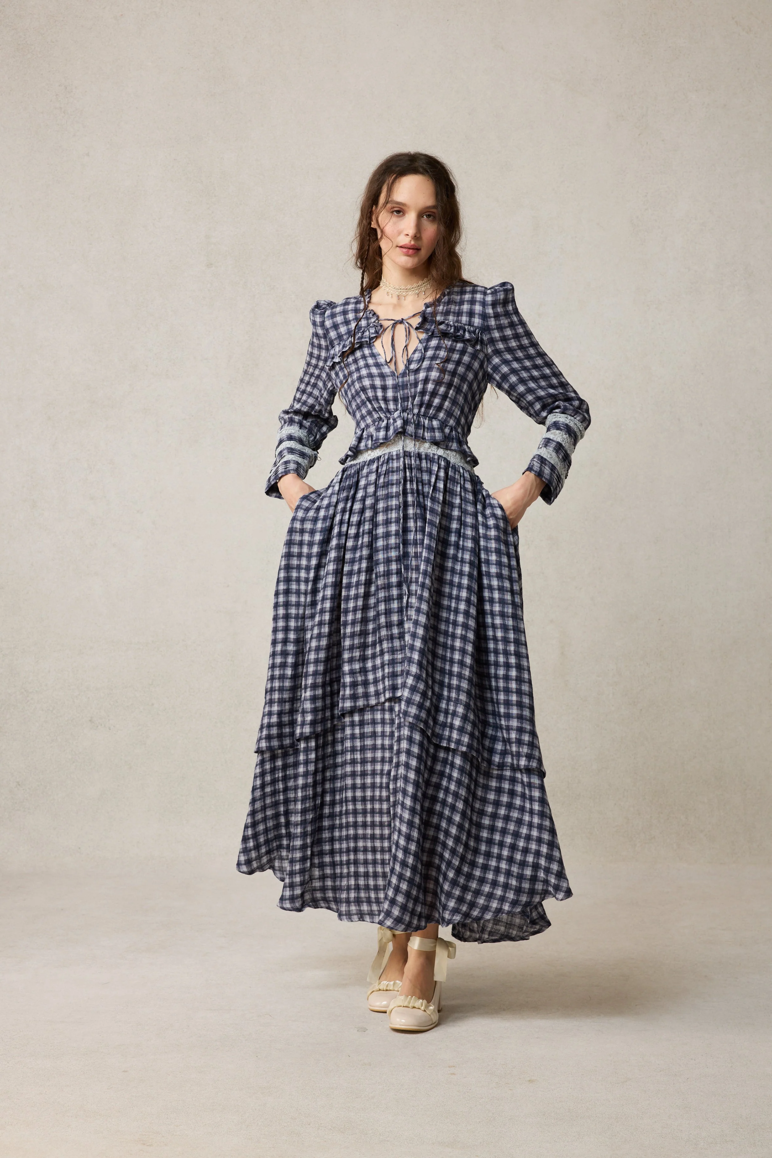 Rosewood 17 | Lace Linen Dress Gown - Image 5