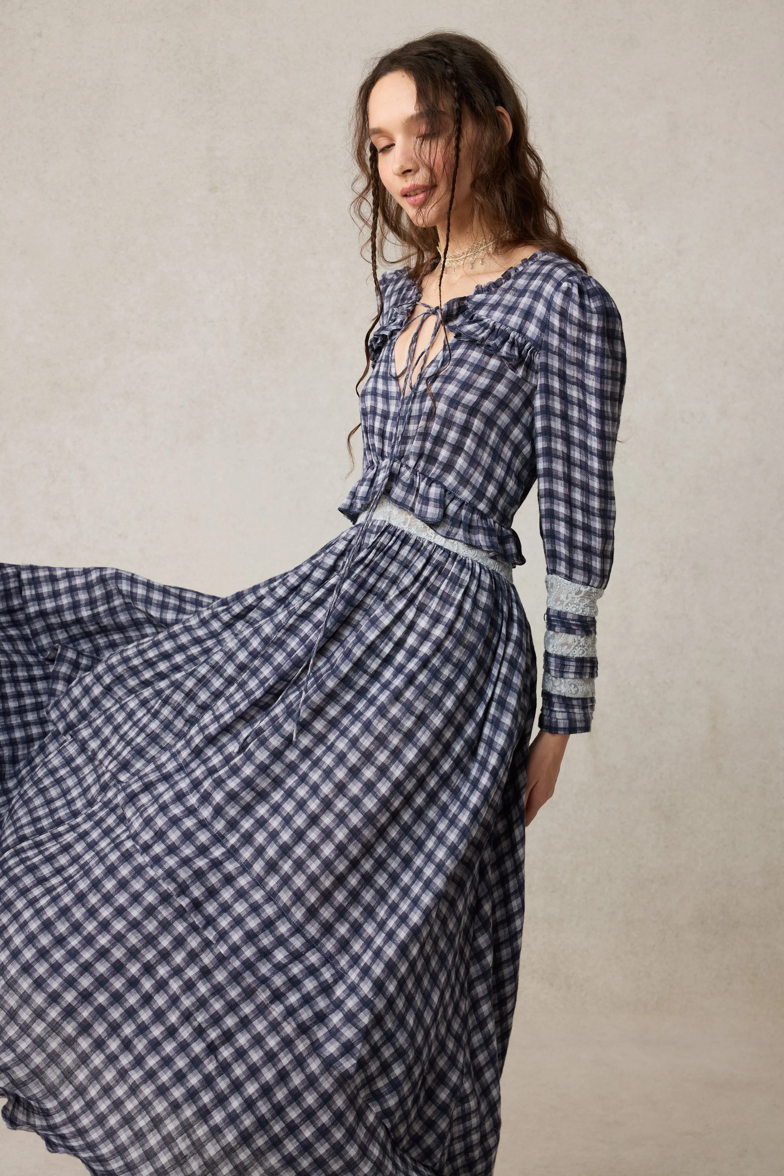 Rosewood 17 | Lace Linen Dress Gown - Image 6