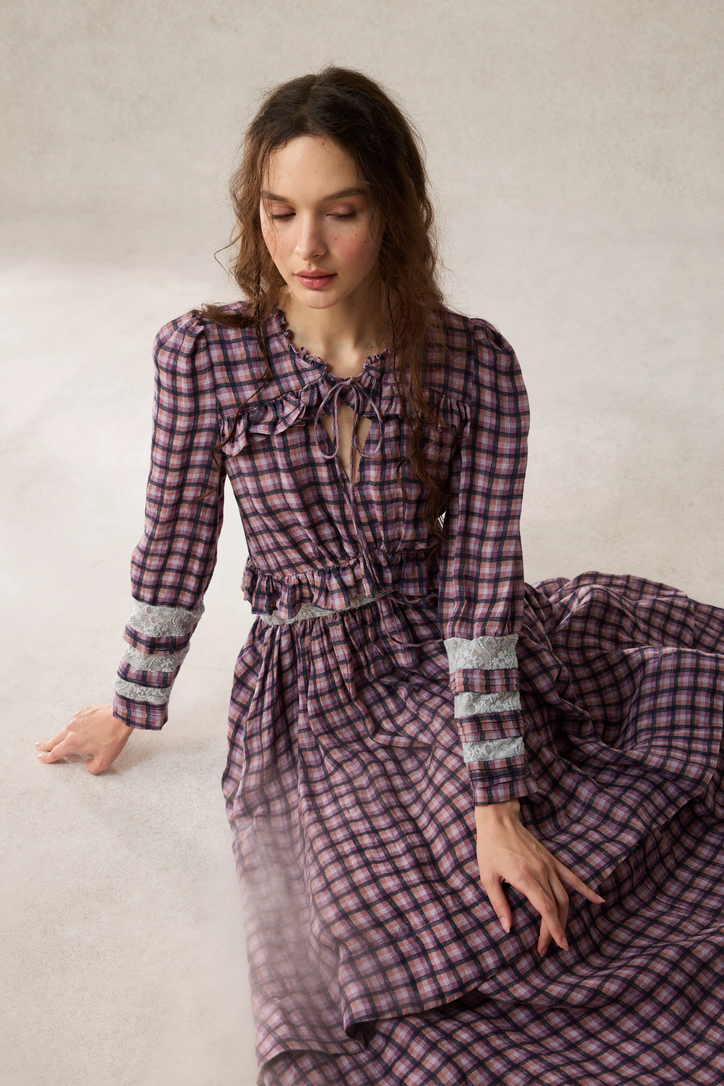 Rosewood 17 | Lace Linen Dress Gown - Image 3