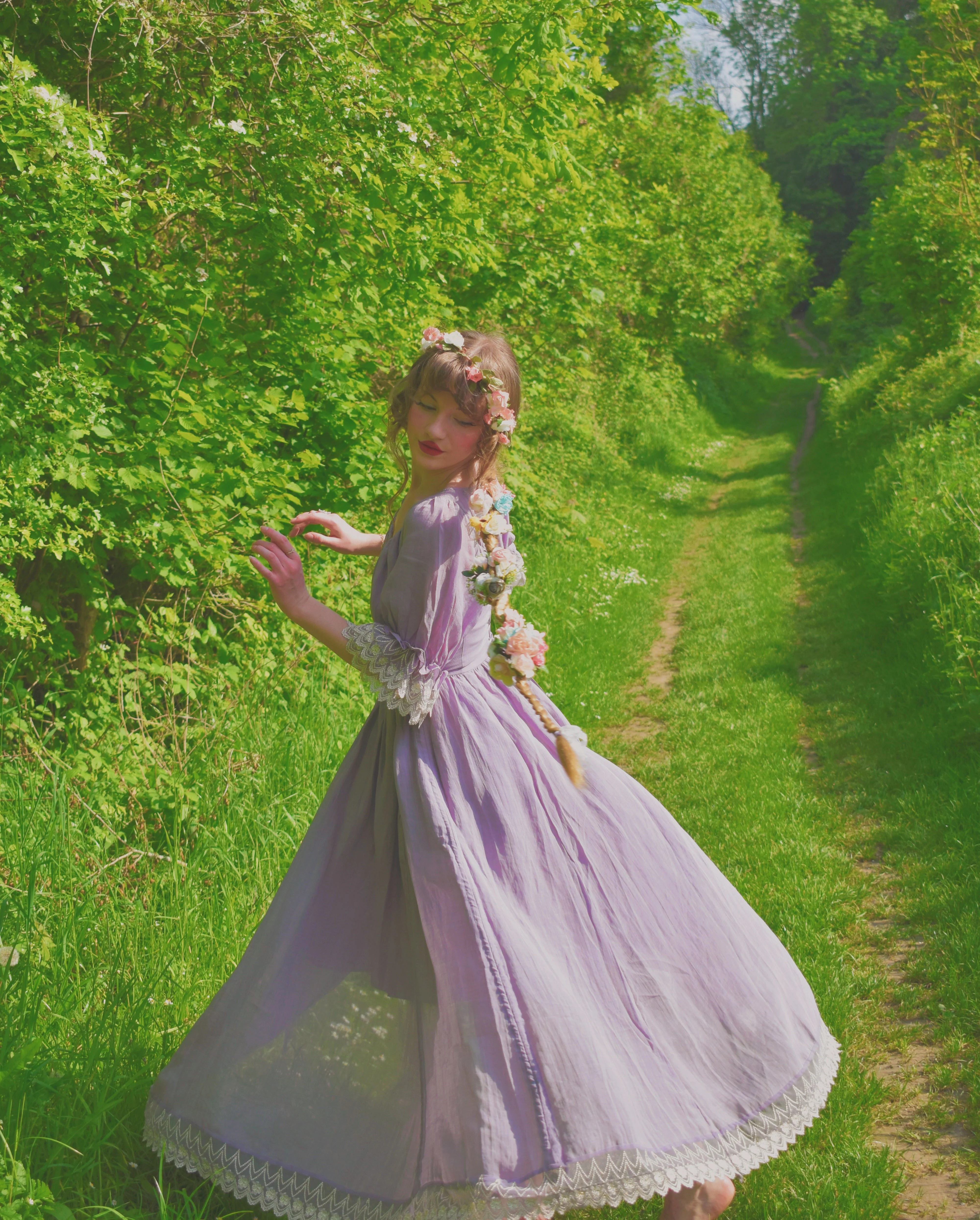 Elowen 27 | Lace Linen dress gown ( 2 way to wear ) - Image 3