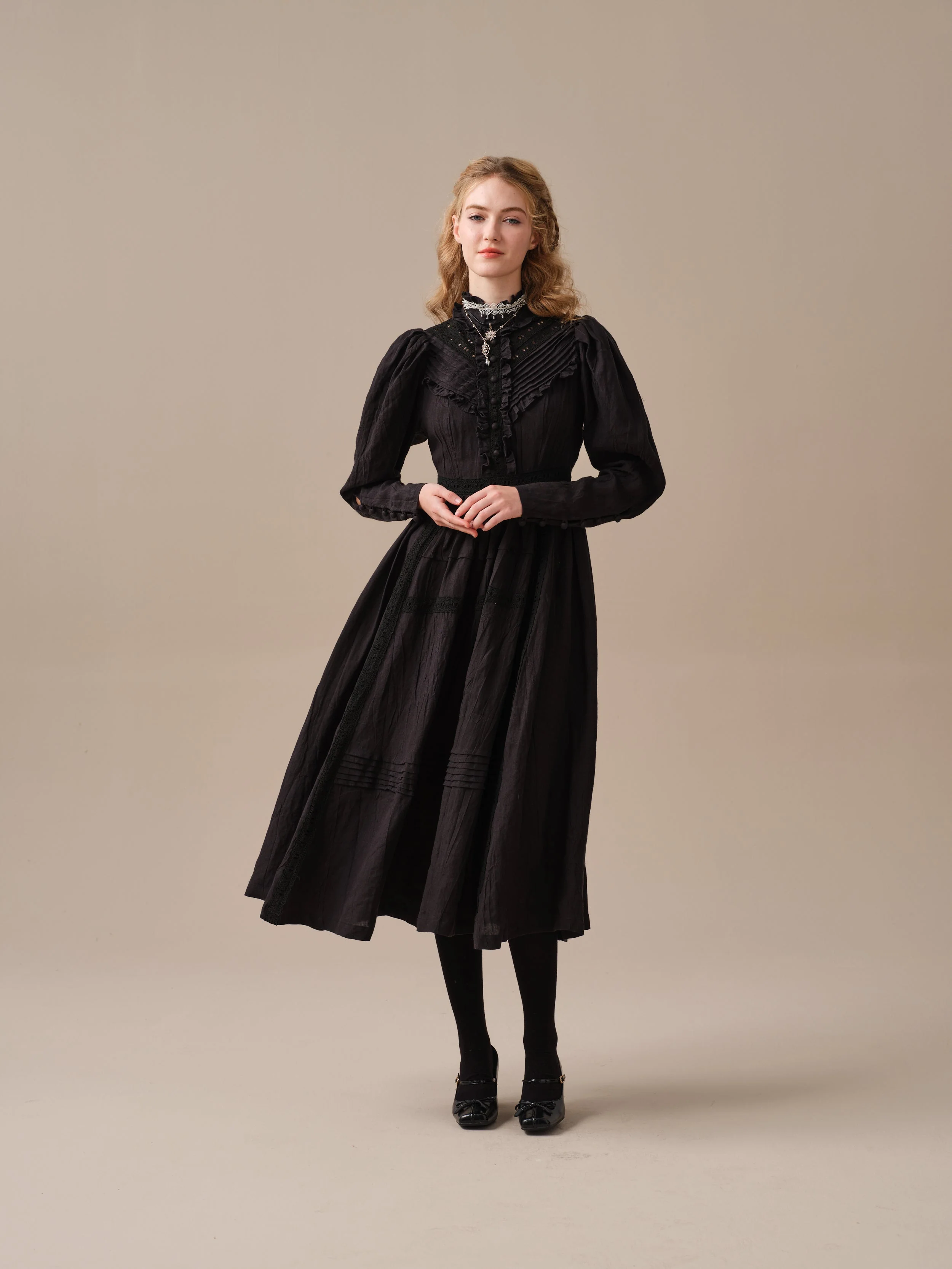 MARY 18 | VINTAGE LINEN DRESS GOWN - Image 17