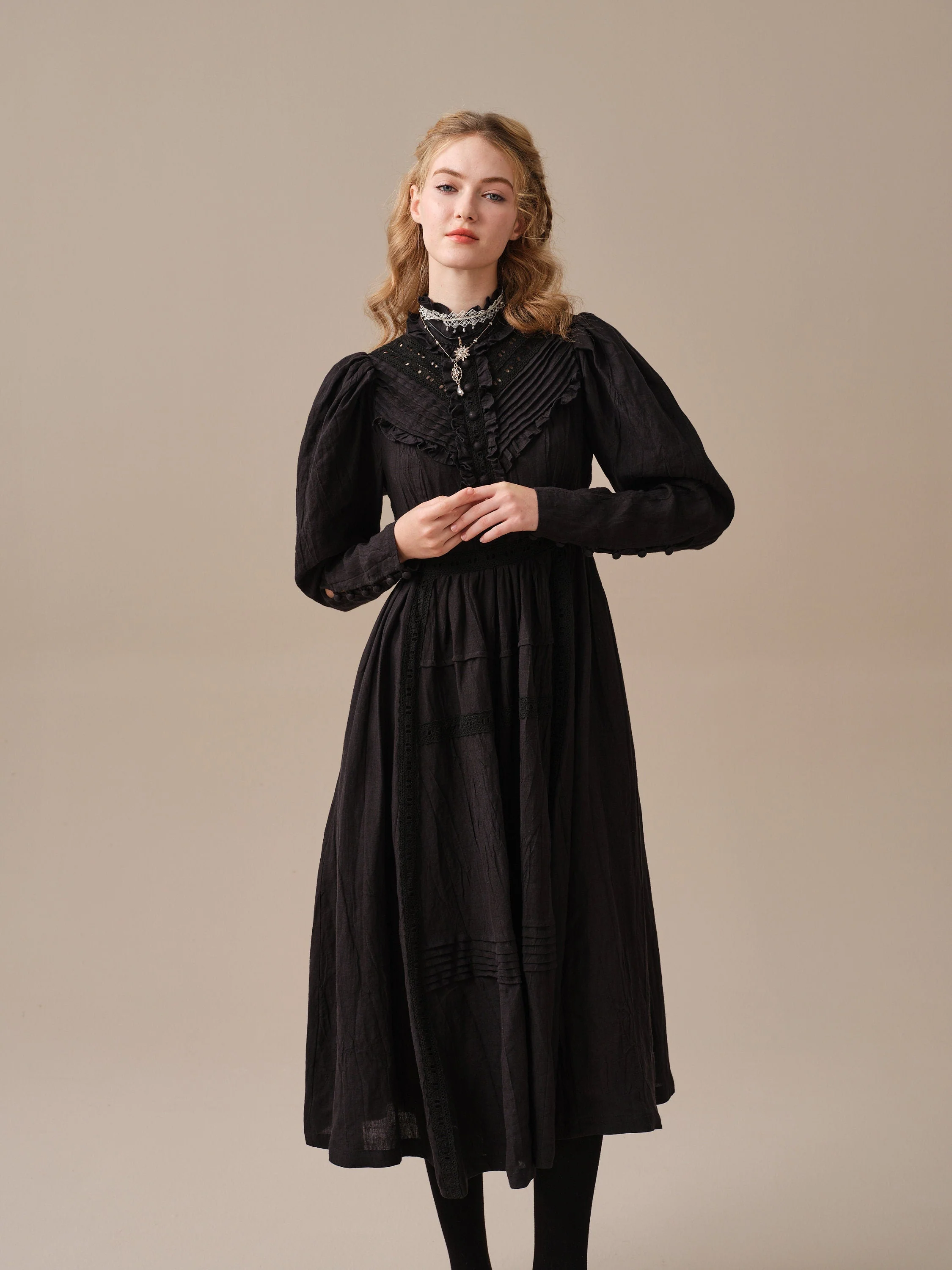 MARY 18 | VINTAGE LINEN DRESS GOWN - Image 3