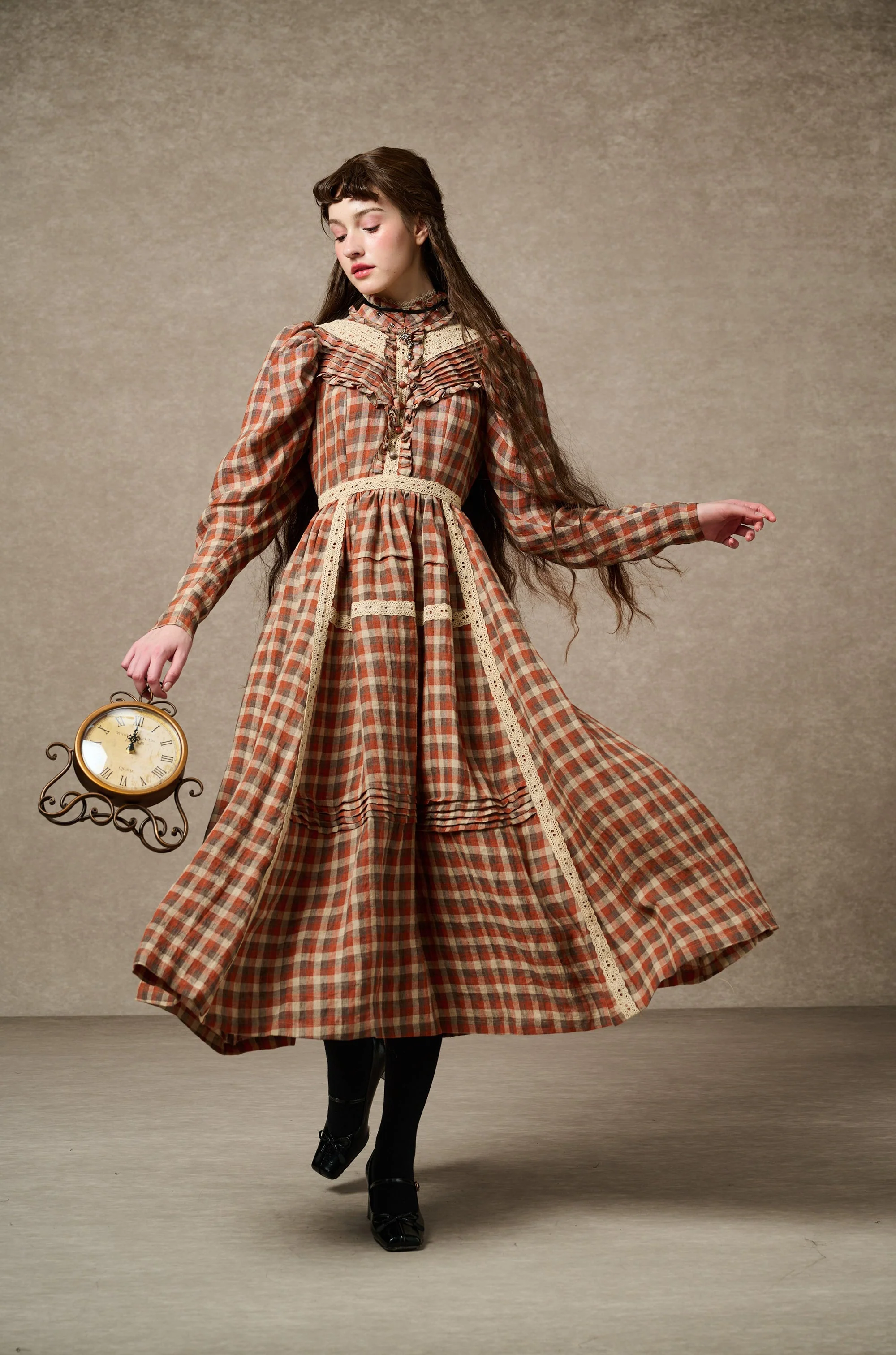 MARY 18 | VINTAGE LINEN DRESS GOWN - Image 32