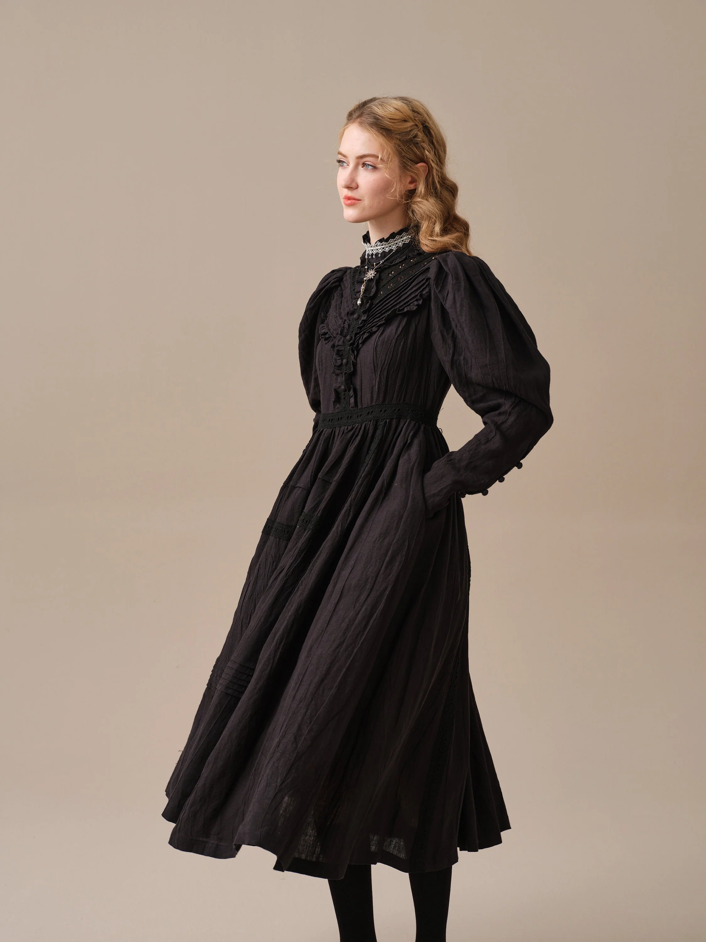 MARY 18 | VINTAGE LINEN DRESS GOWN - Image 5