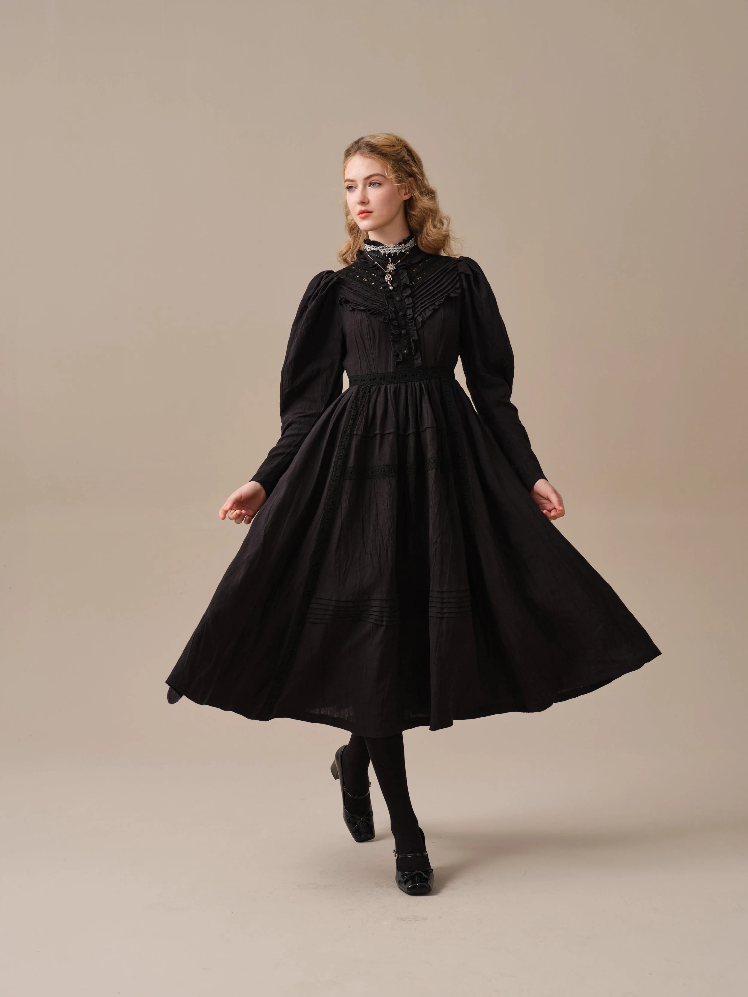 MARY 18 | VINTAGE LINEN DRESS GOWN - Image 28