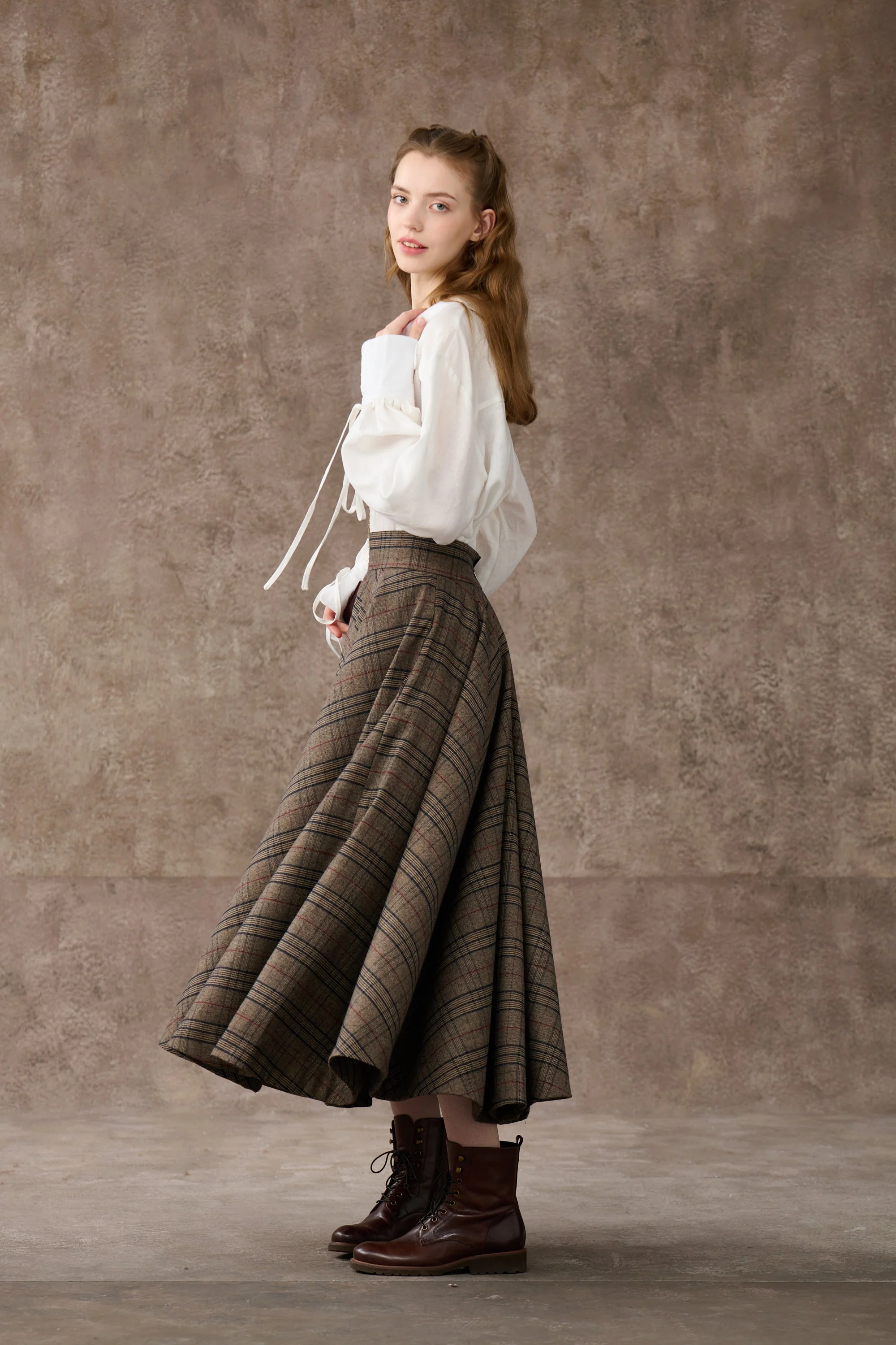 the Great Perhaps 2 | Tartan Wool Skirt in brown - Image 3