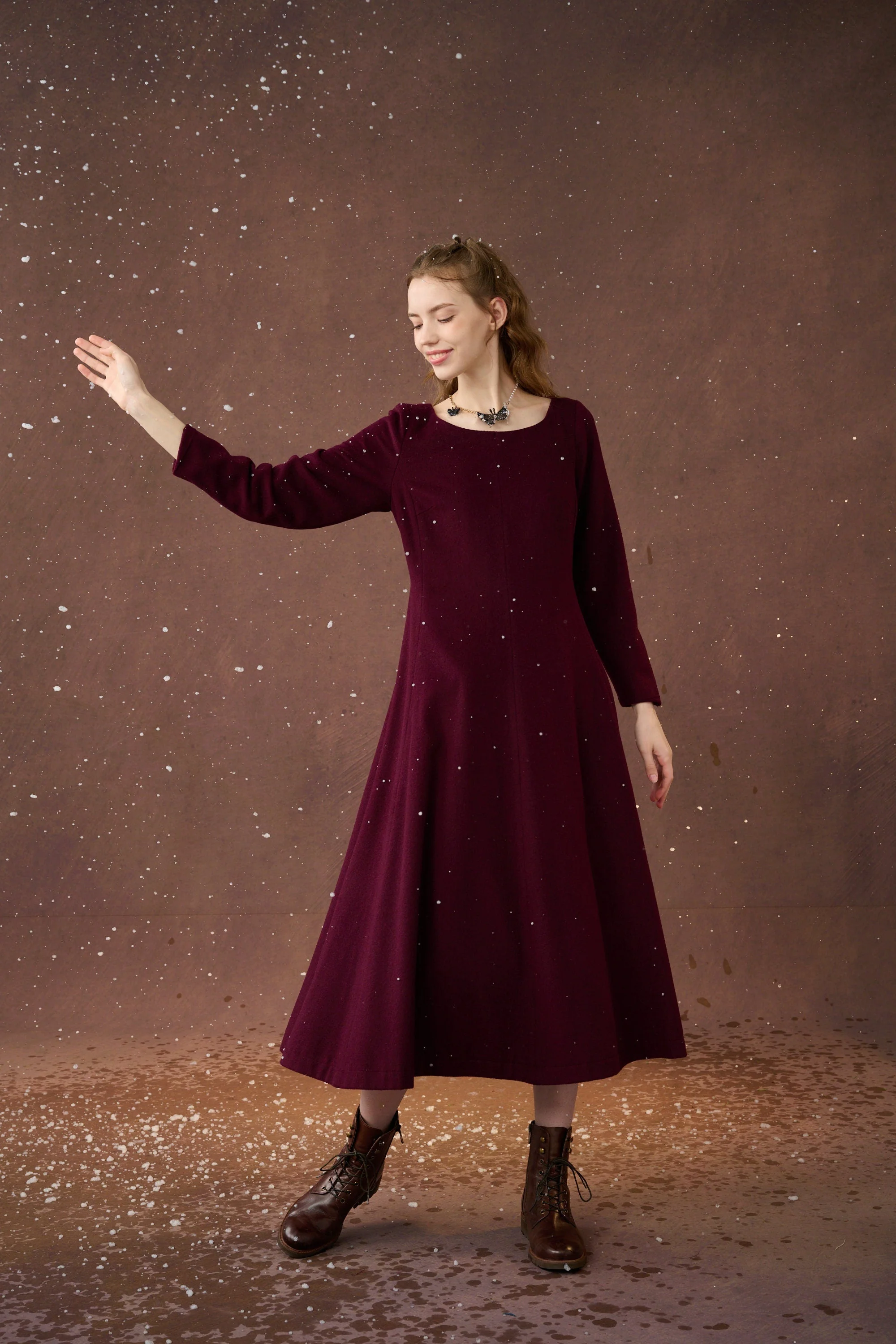 Mistletoe 17 | Vintage wool dress in Purple - Image 3