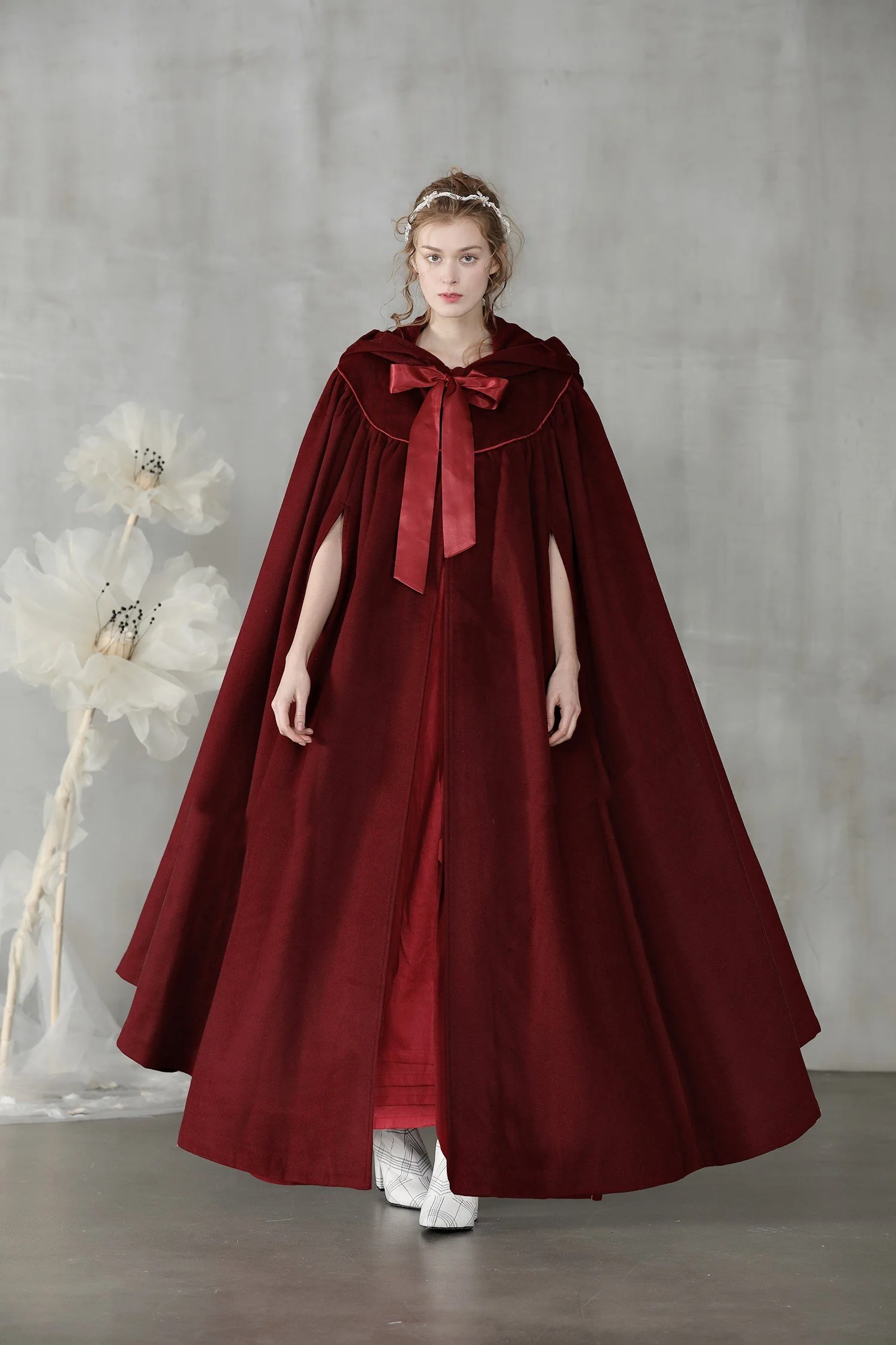 Perfumer 33 | white wool cloak wedding cape - Image 25