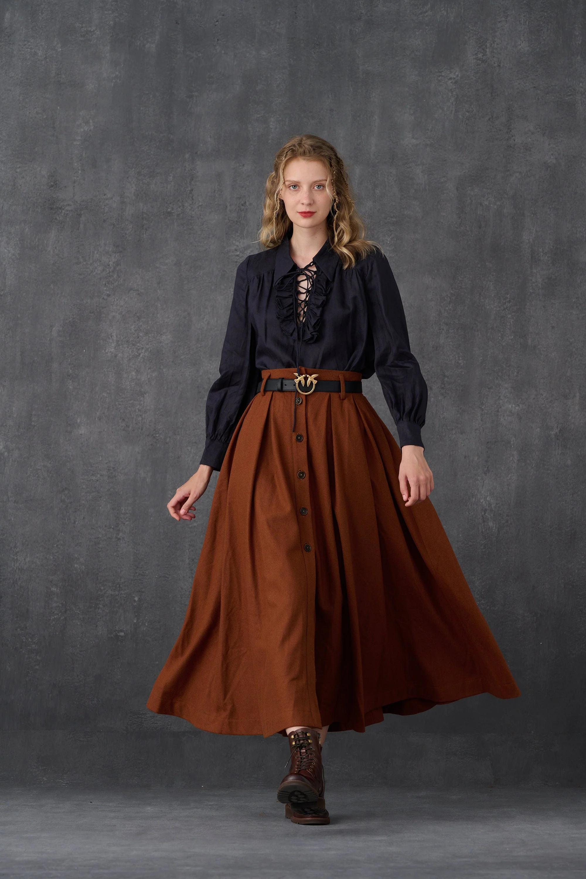 Naomi 33 |  buttoned up wool skirt in brown - Image 10