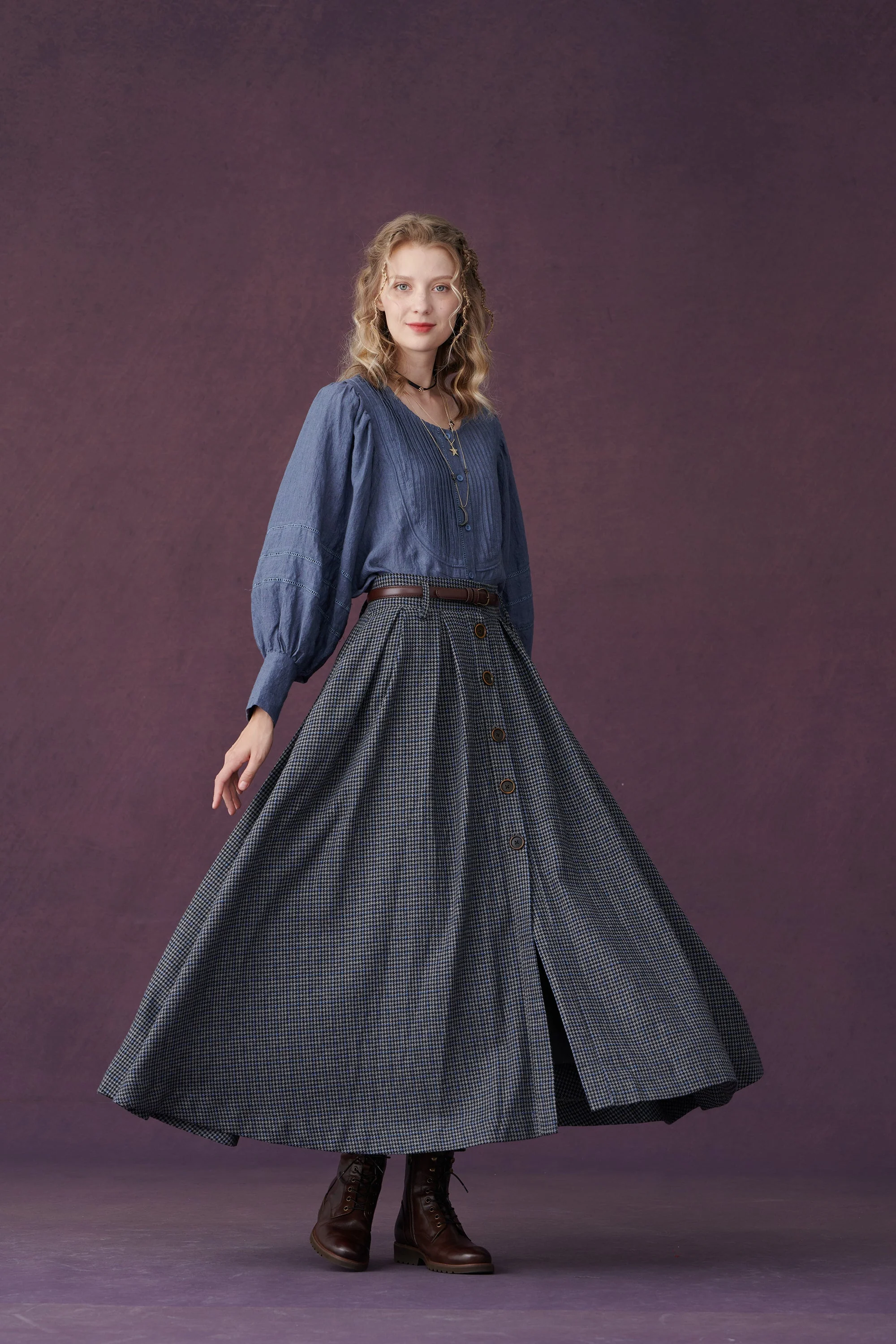 Naomi 33 |  buttoned up wool skirt in brown - Image 17
