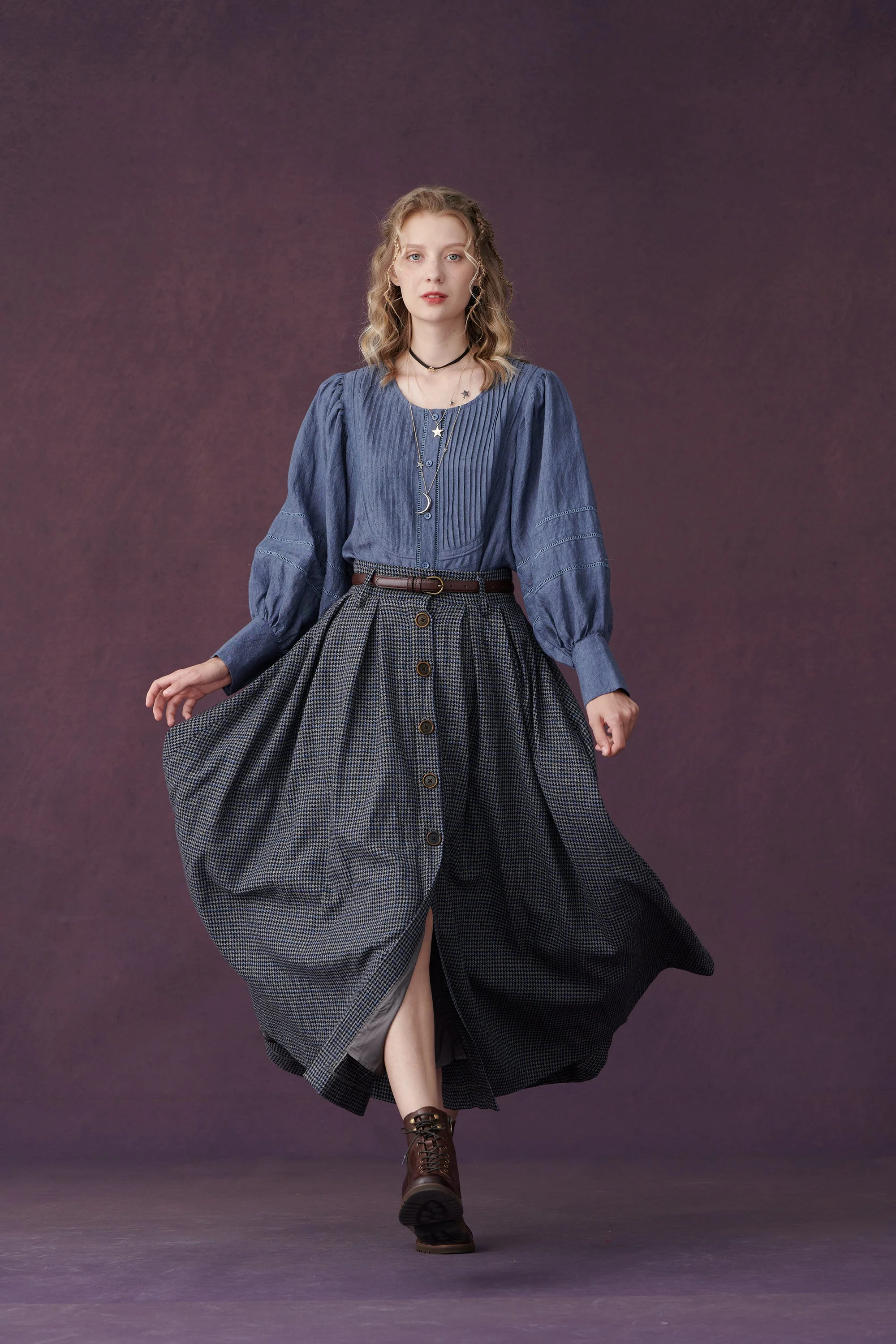 Naomi 33 |  buttoned up wool skirt in brown - Image 18