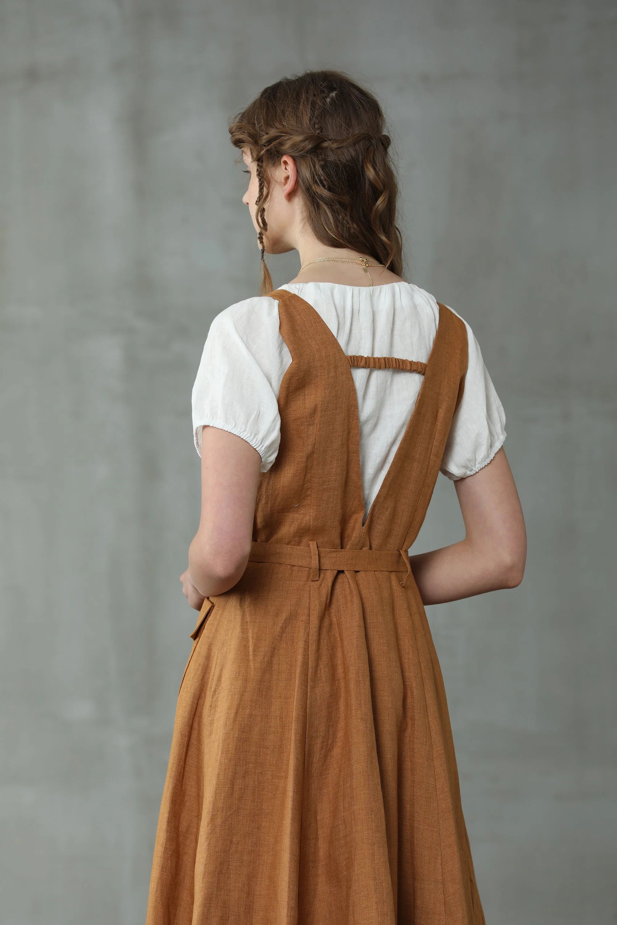 Ease 17 | White linen blouse - Image 12