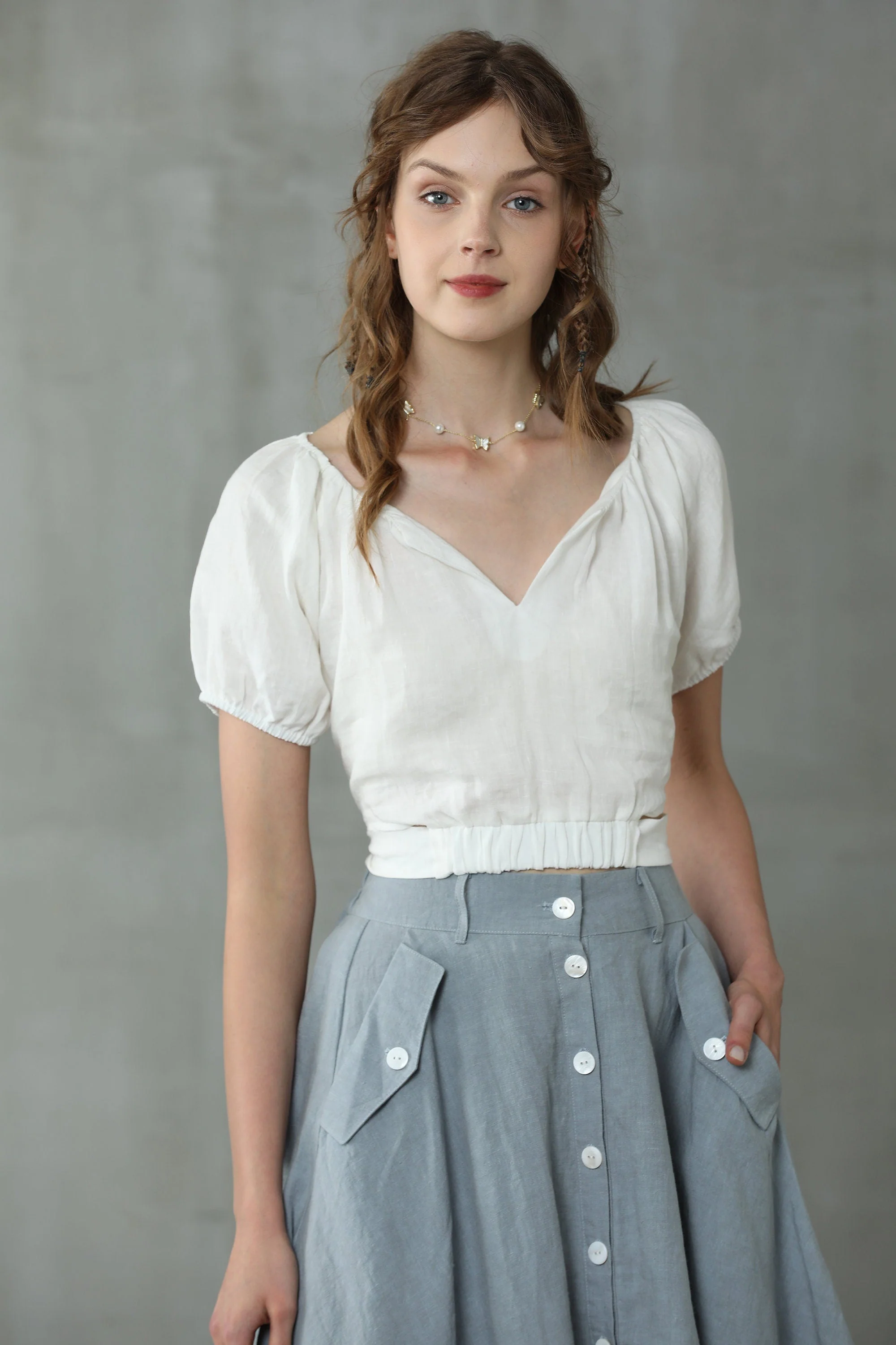 Ease 17 | White linen blouse - Image 6